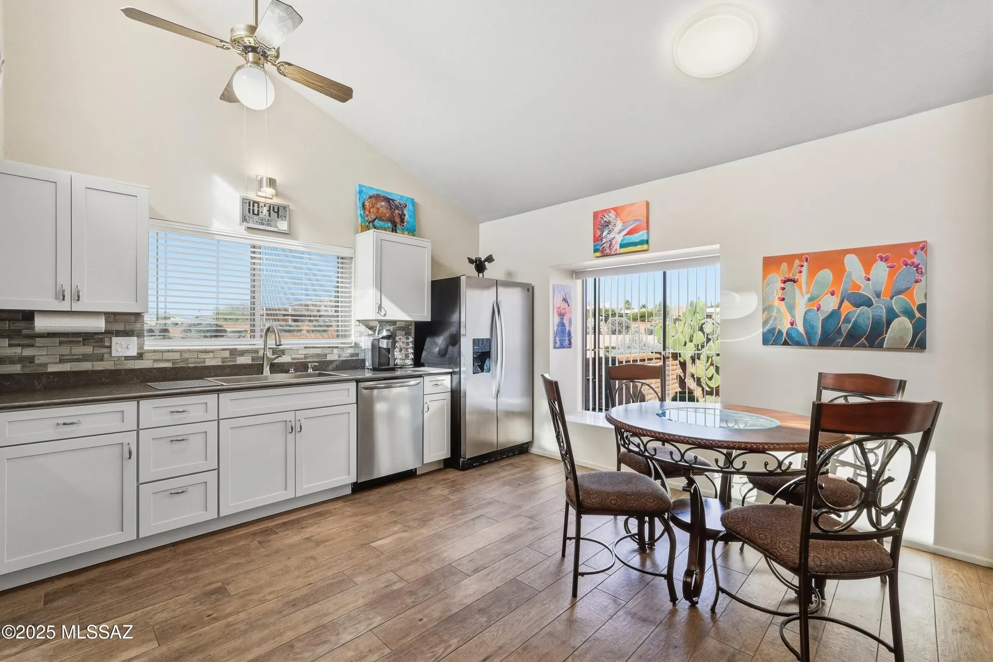 Property Slideshow image 8 of 34 | 1571 w via de roma, Green Valley, AZ, 85622