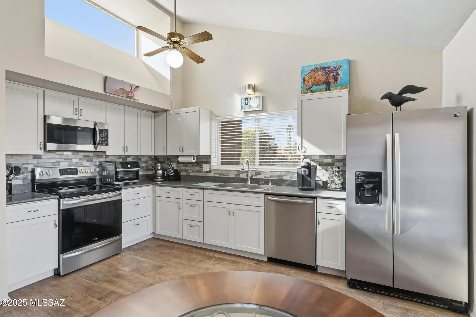 Property Slideshow image 7 of 34 | 1571 w via de roma, Green Valley, AZ, 85622