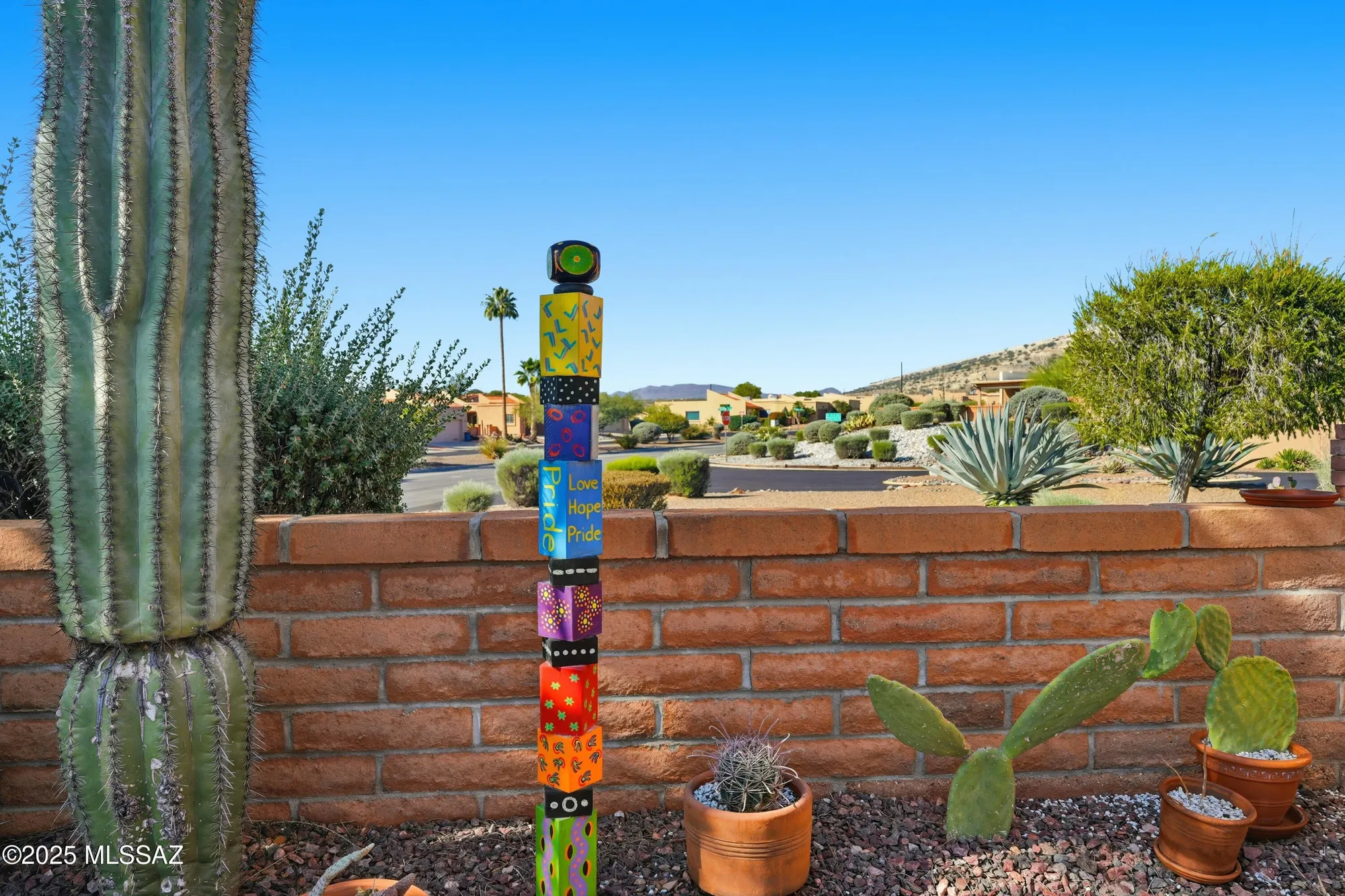 Property Slideshow image 32 of 34 | 1571 w via de roma, Green Valley, AZ, 85622