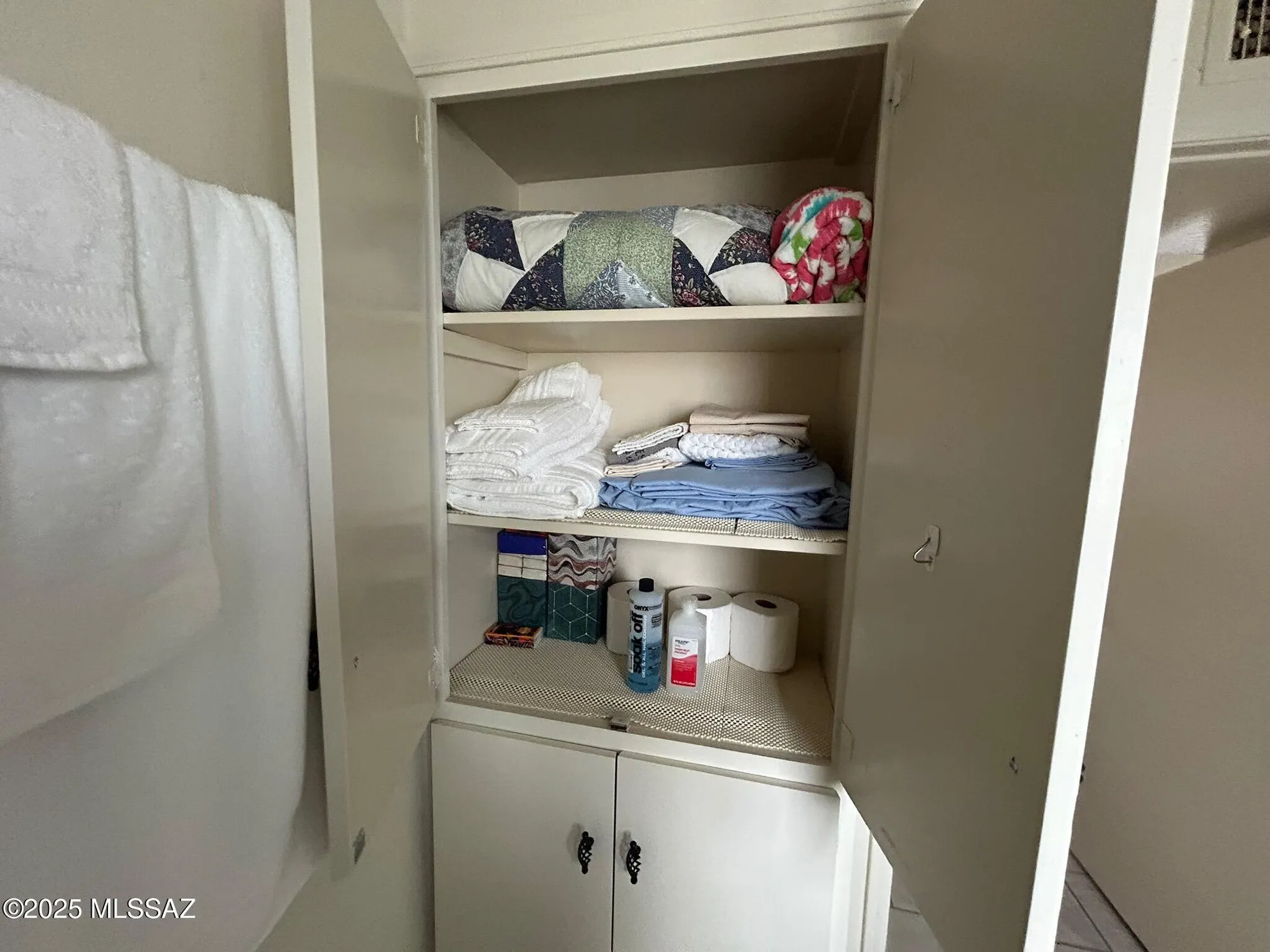 Property Slideshow image 28 of 33 | 373 s paseo sarta c, Green Valley, AZ, 85614