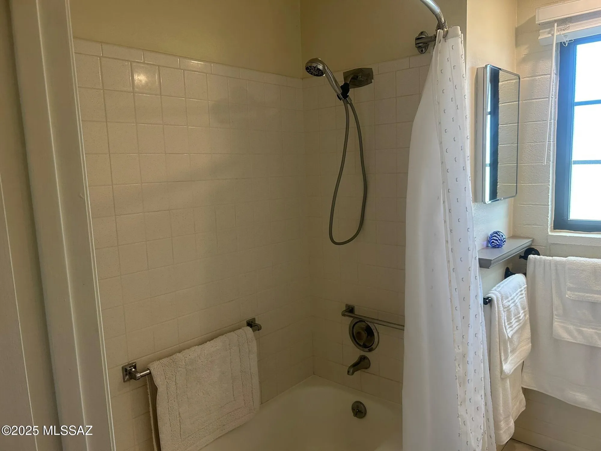 Property Slideshow image 26 of 33 | 373 s paseo sarta c, Green Valley, AZ, 85614