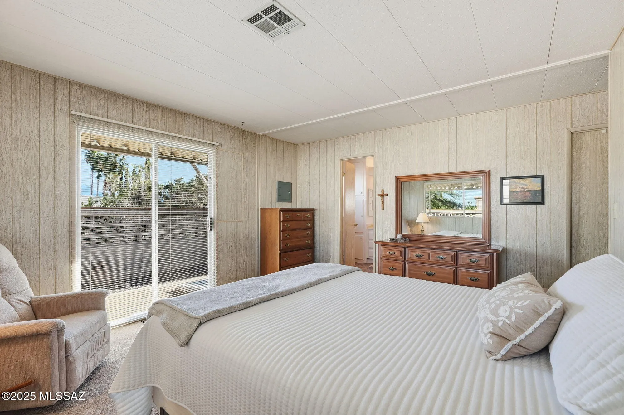 Property Slideshow image 13 of 34 | 167 w cedro dr, Green Valley, AZ, 85614