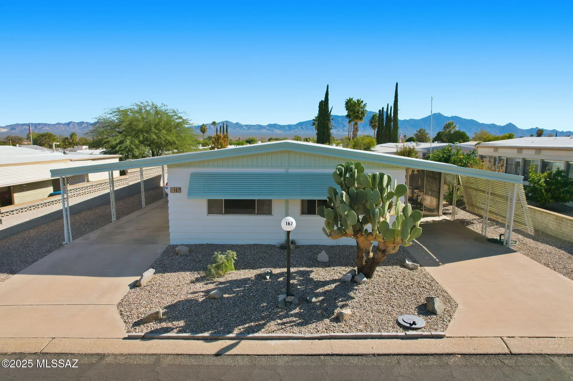 Property Slideshow image 1 of 34 | 167 w cedro dr, Green Valley, AZ, 85614
