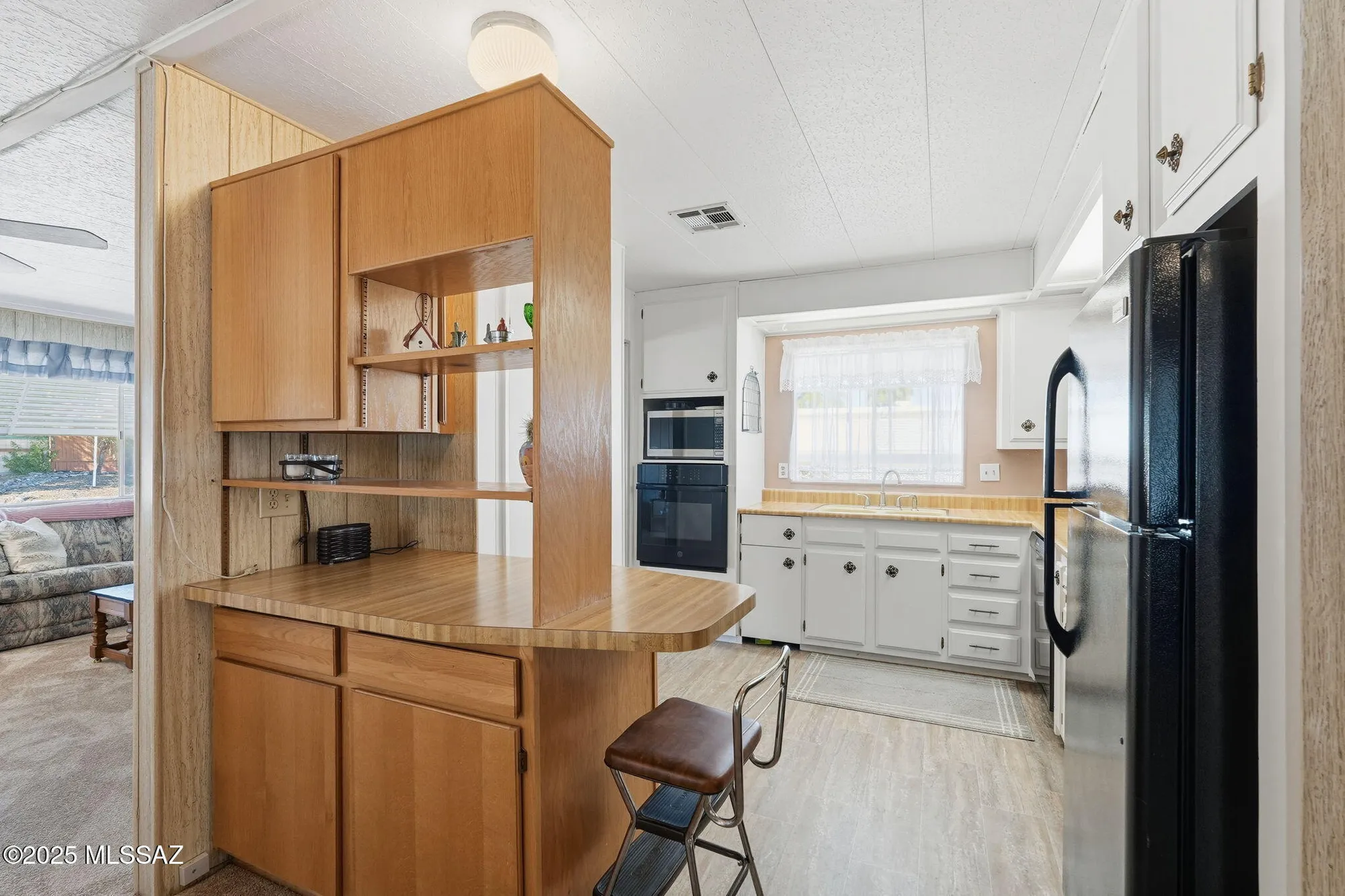 Property Slideshow image 8 of 34 | 167 w cedro dr, Green Valley, AZ, 85614