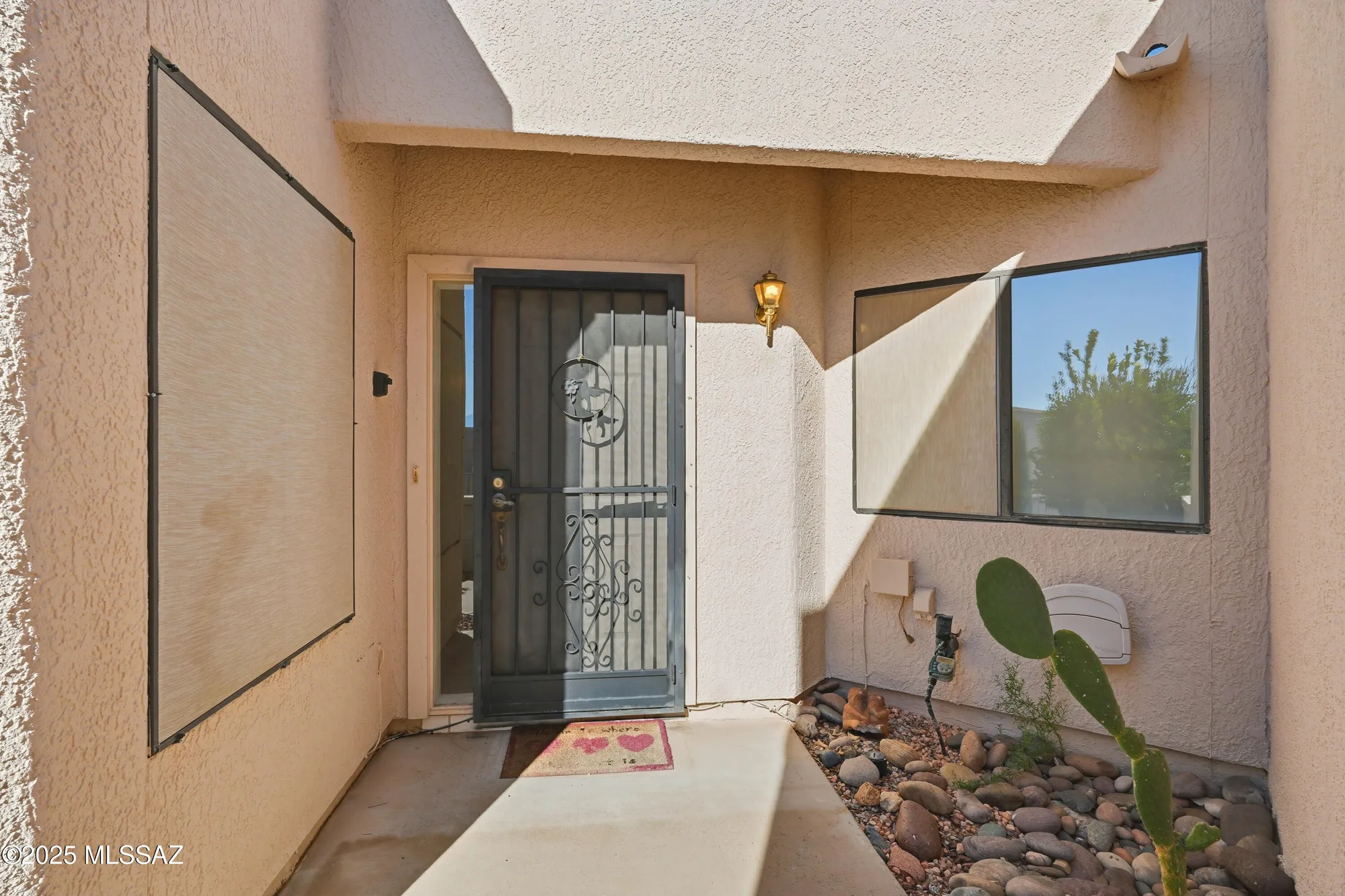 Property Slideshow image 3 of 42 | 988 w calle de emilia, Green Valley, AZ, 85614