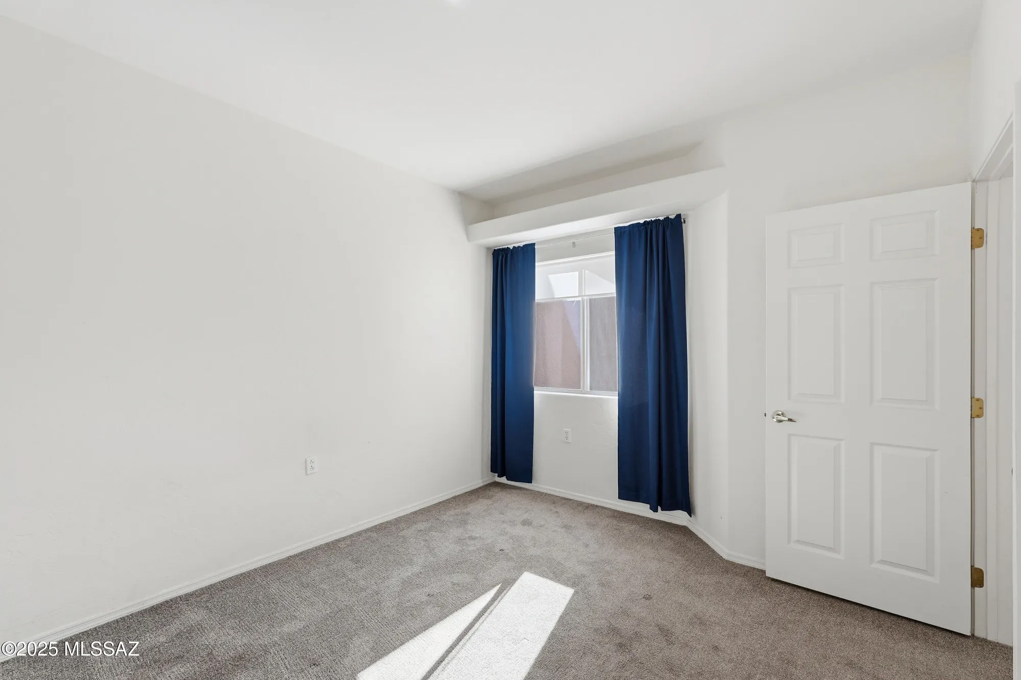 Property Slideshow image 24 of 42 | 988 w calle de emilia, Green Valley, AZ, 85614