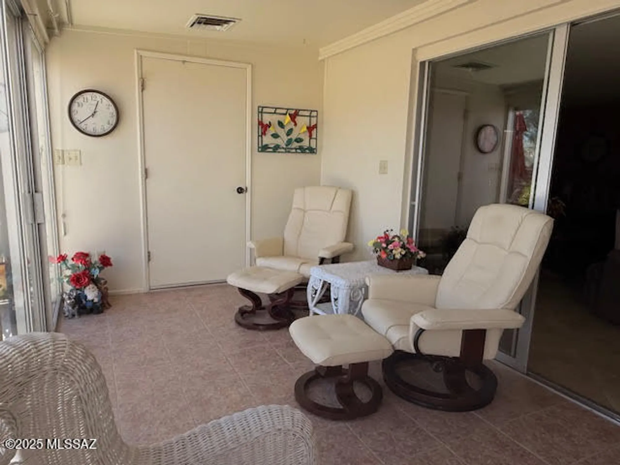 Property Slideshow image 12 of 16 | 243 s paseo seco, Green Valley, AZ, 85614