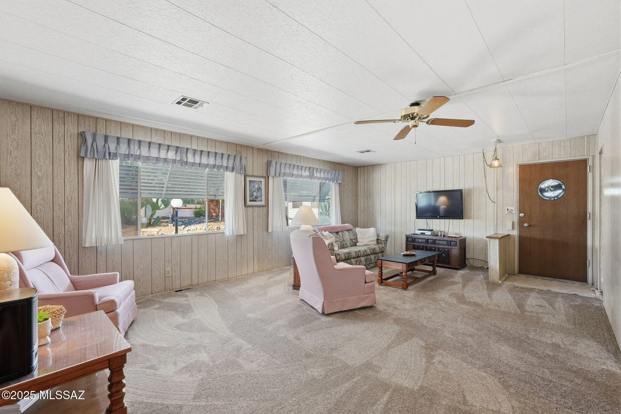 Property Slideshow image 4 of 34 | 167 w cedro dr, Green Valley, AZ, 85614