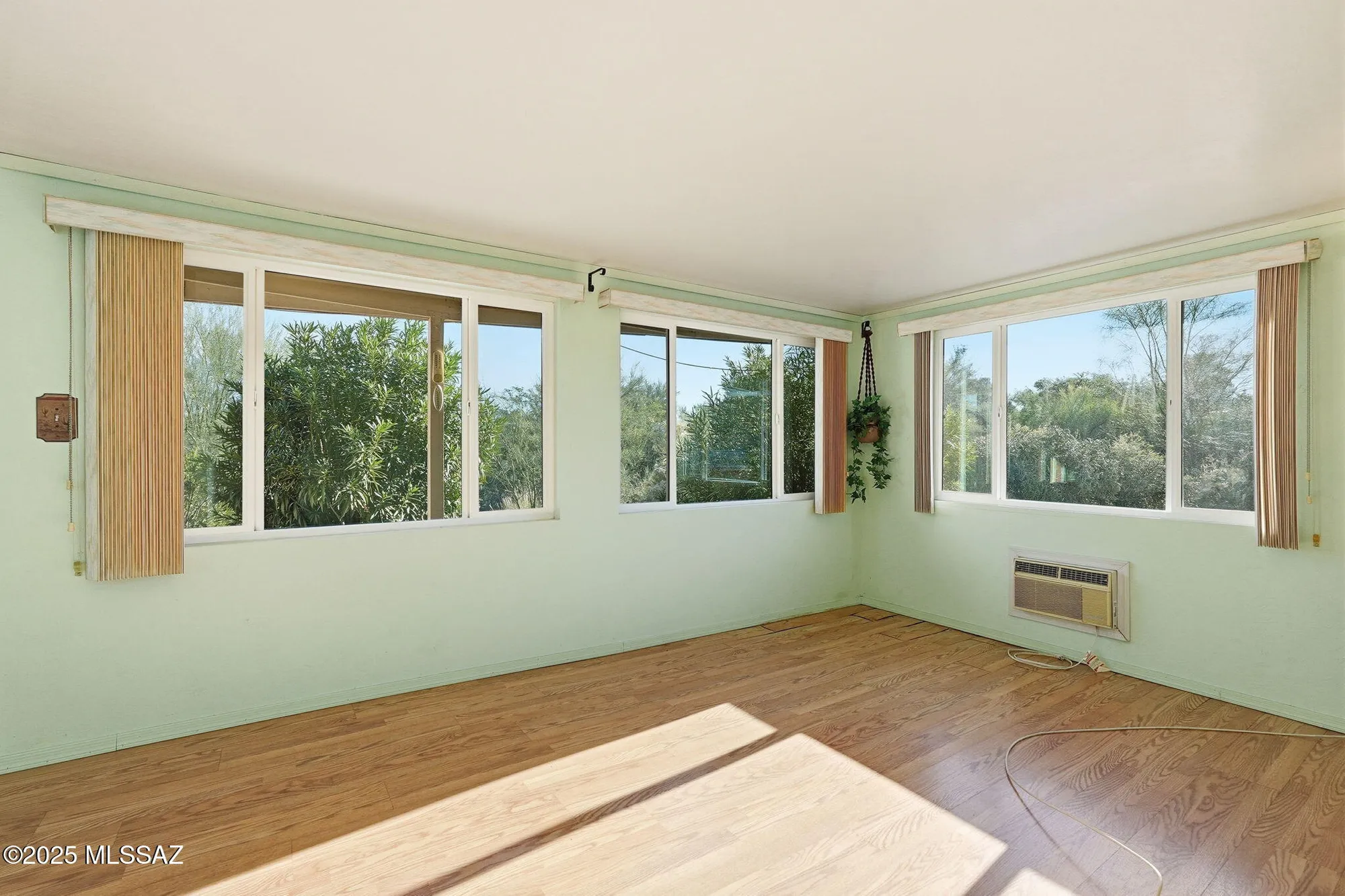 Property Slideshow image 21 of 35 | 155 w pinon dr, Green Valley, AZ, 85614