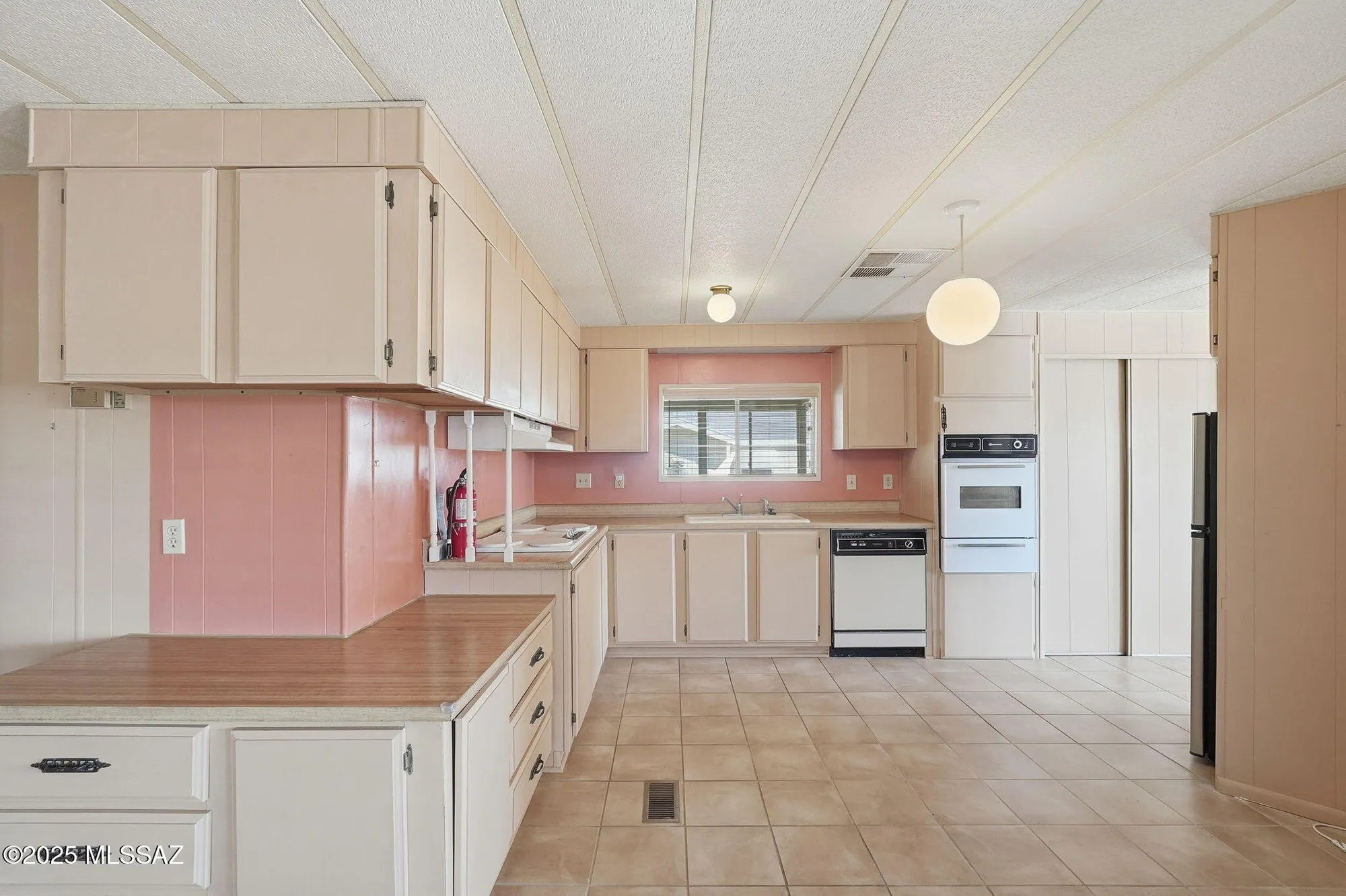 Property Slideshow image 9 of 30 | 30 w rosa dr, Green Valley, AZ, 85614