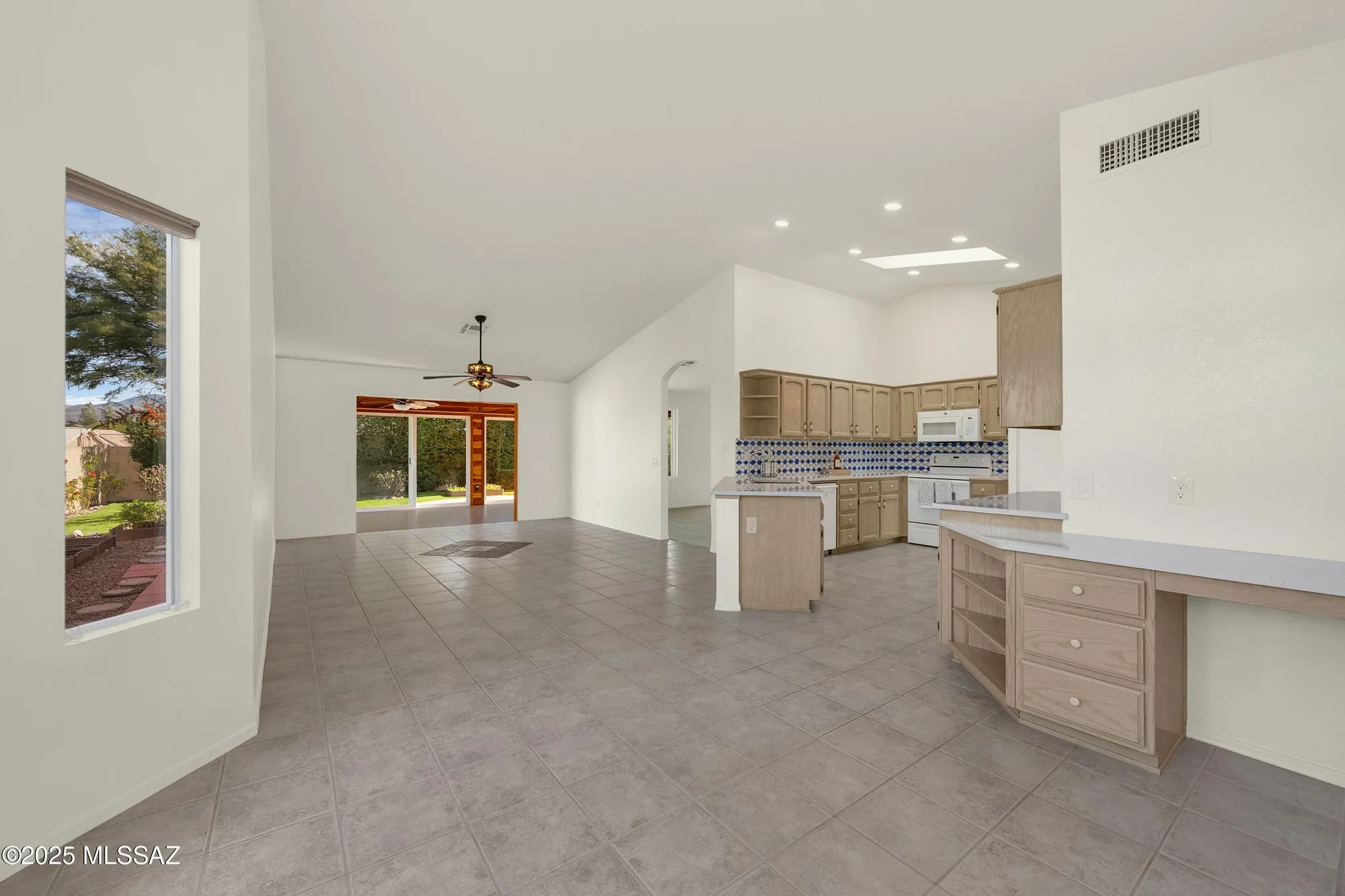 Property Slideshow image 15 of 50 | 37543 s mountain sage dr, Tucson, AZ, 85739