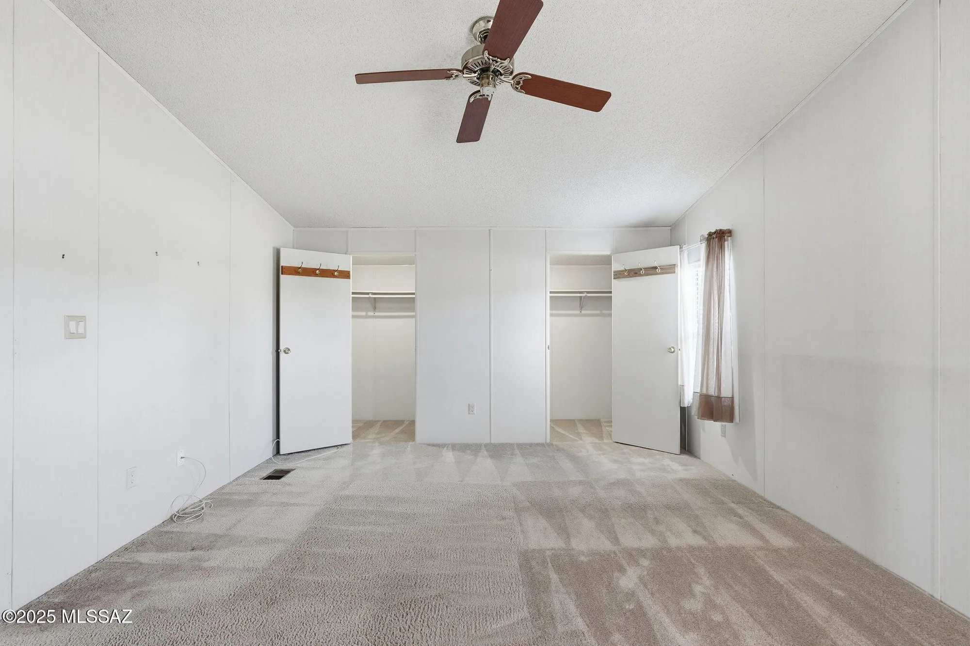 Property Slideshow image 15 of 35 | 155 w pinon dr, Green Valley, AZ, 85614