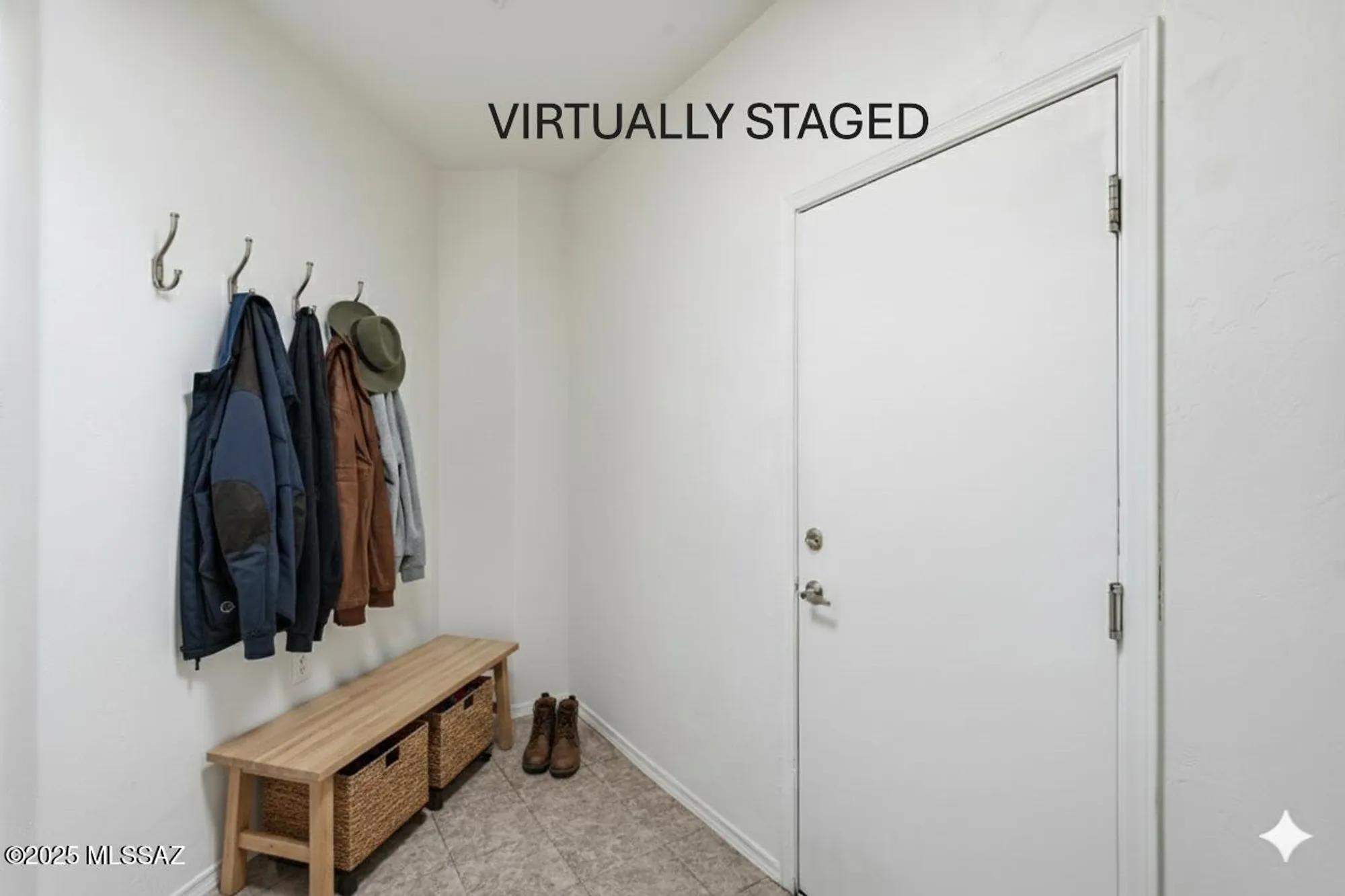 Property Slideshow image 31 of 42 | 988 w calle de emilia, Green Valley, AZ, 85614