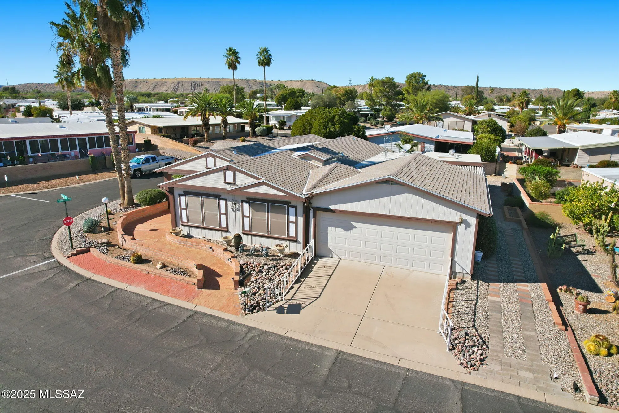 Property Slideshow image 2 of 37 | 150 w rosa dr, Green Valley, AZ, 85614