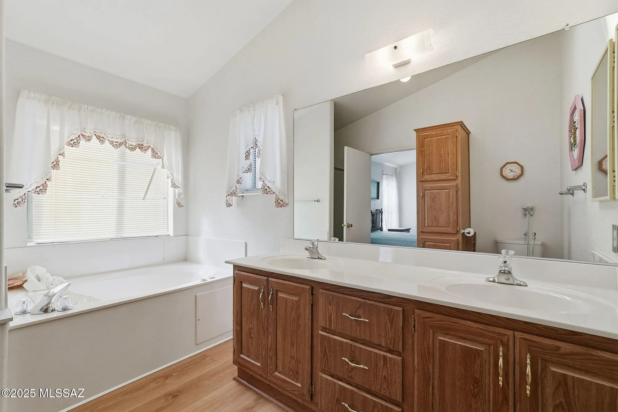 Property Slideshow image 18 of 37 | 150 w rosa dr, Green Valley, AZ, 85614
