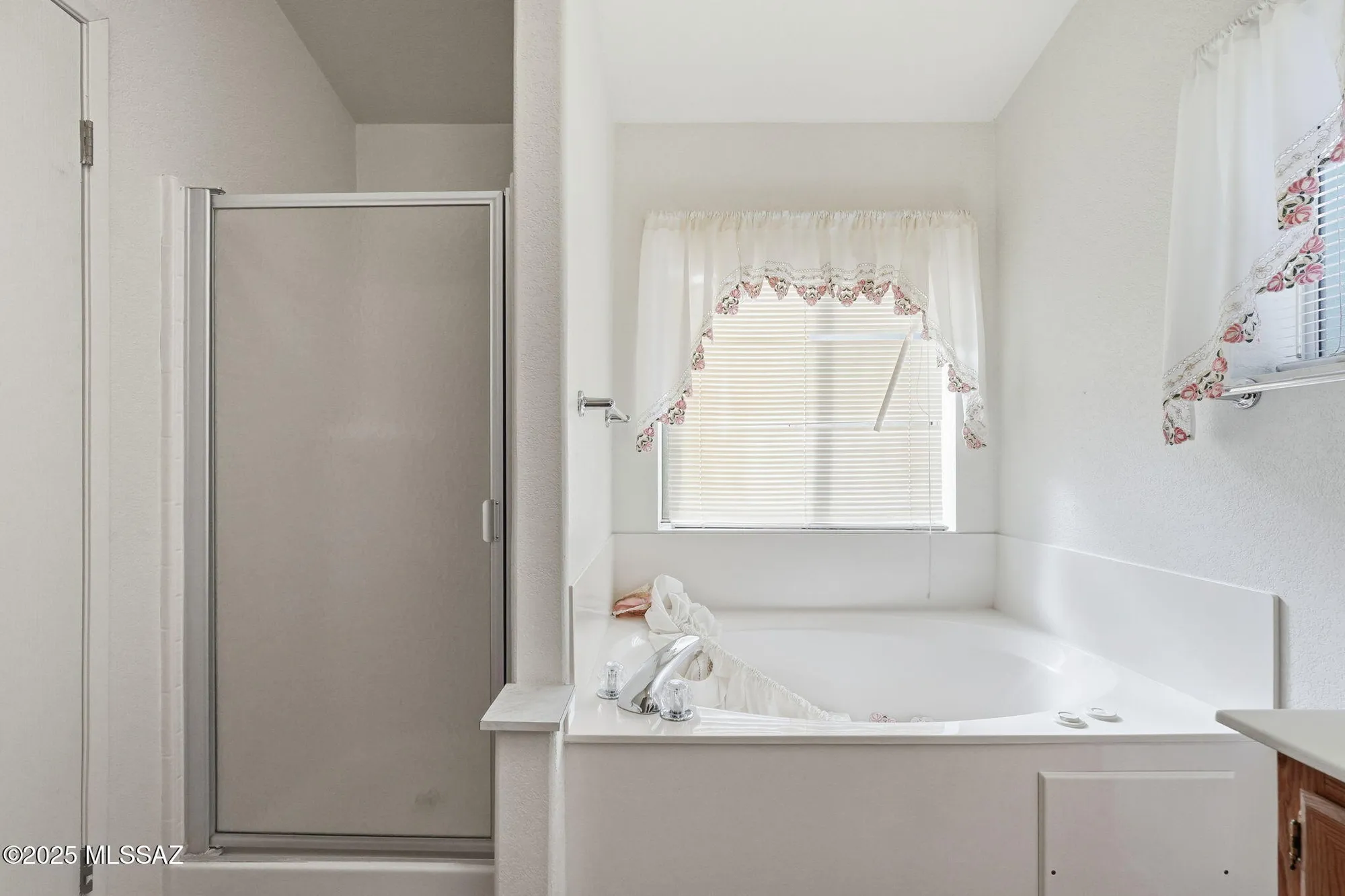 Property Slideshow image 19 of 37 | 150 w rosa dr, Green Valley, AZ, 85614