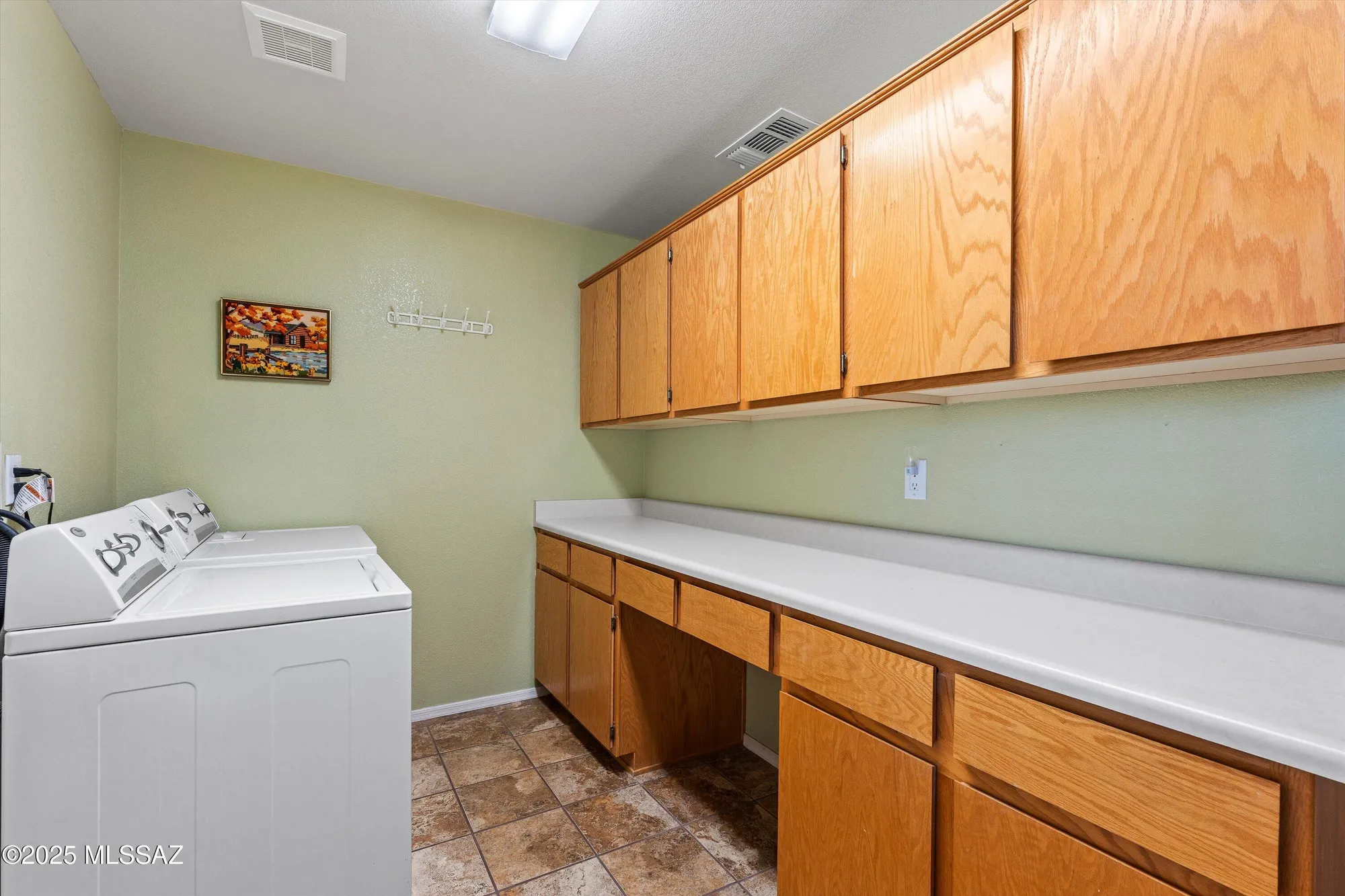 Property Slideshow image 29 of 41 | 36965 s stoney cliff dr, Tucson, AZ, 85739
