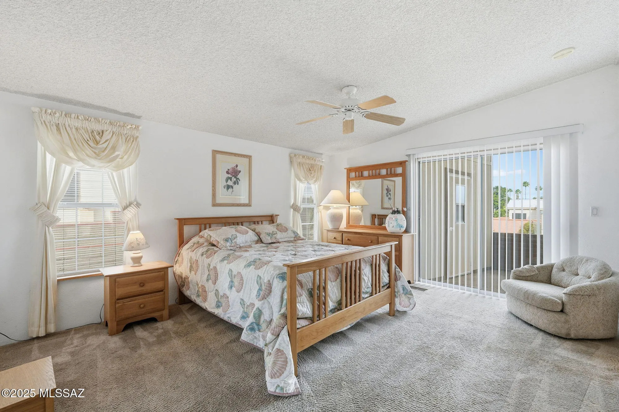 Property Slideshow image 13 of 37 | 1710 n la canoa, Green Valley, AZ, 85614