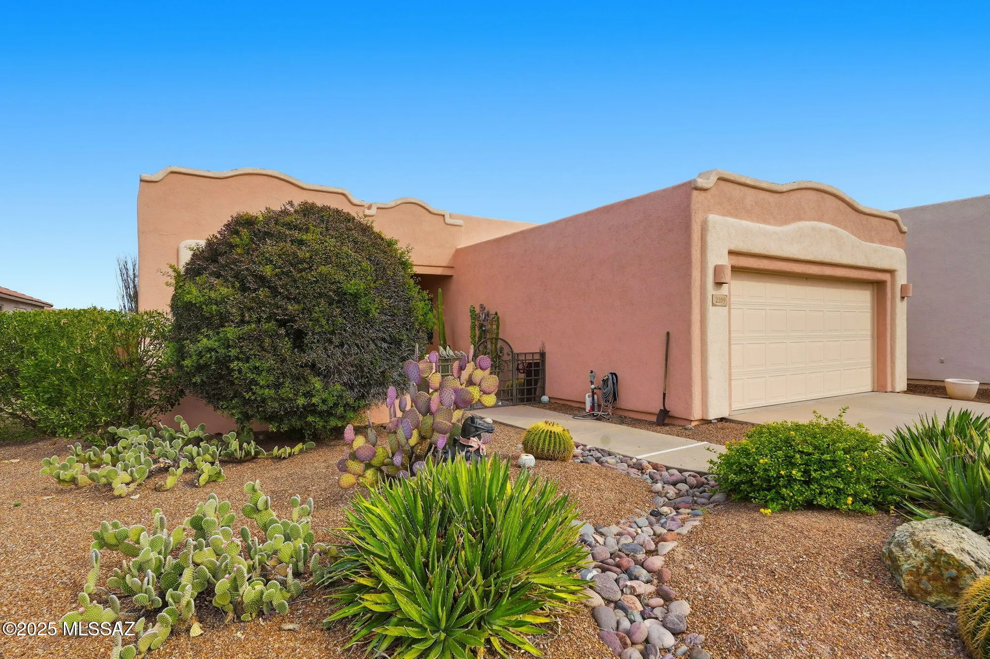 Property Slideshow image 6 of 36 | 2209 s via massari, Green Valley, AZ, 85614