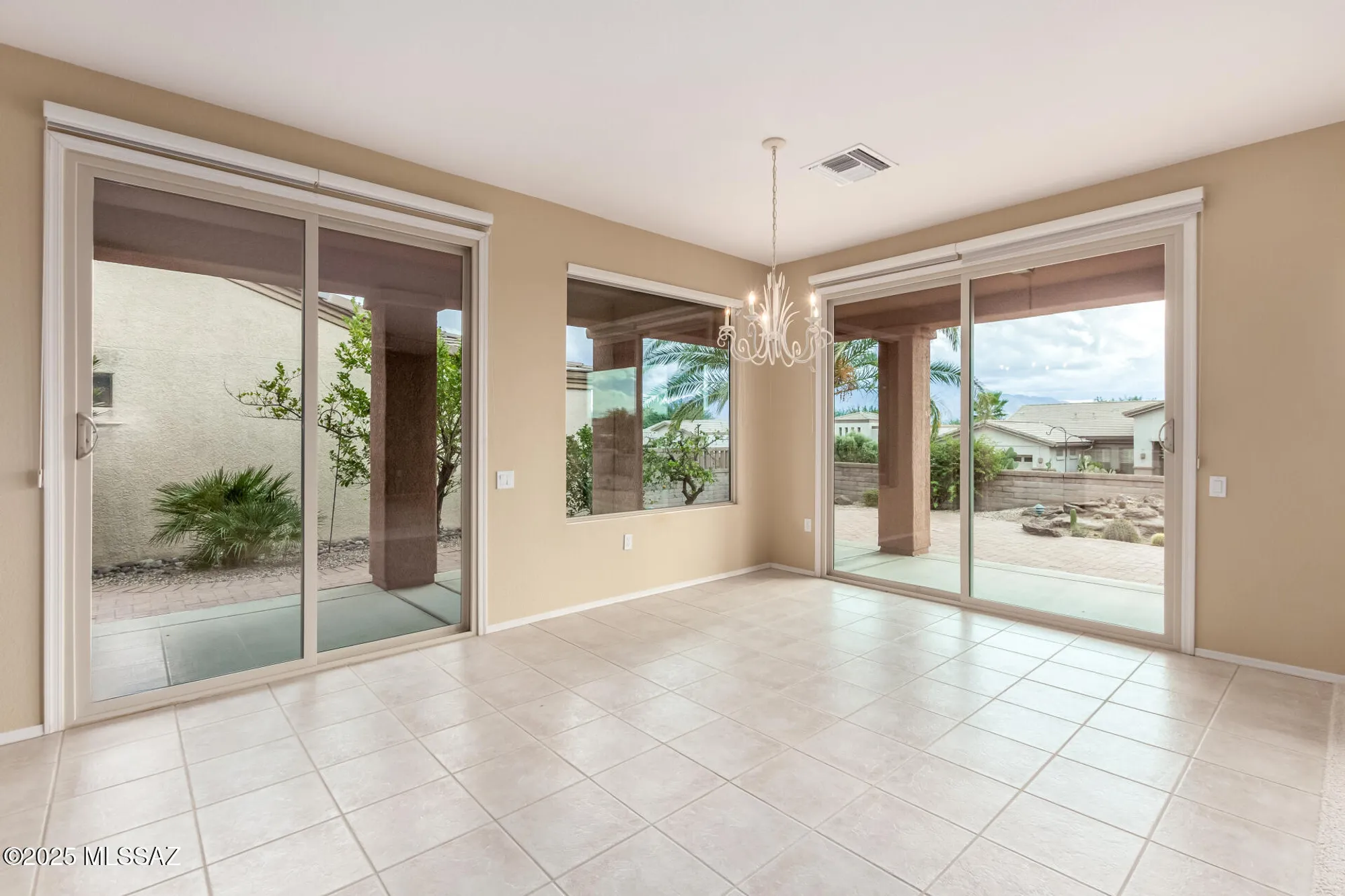 Property Slideshow image 4 of 24 | 4673 s golden arrow dr, Green Valley, AZ, 85622