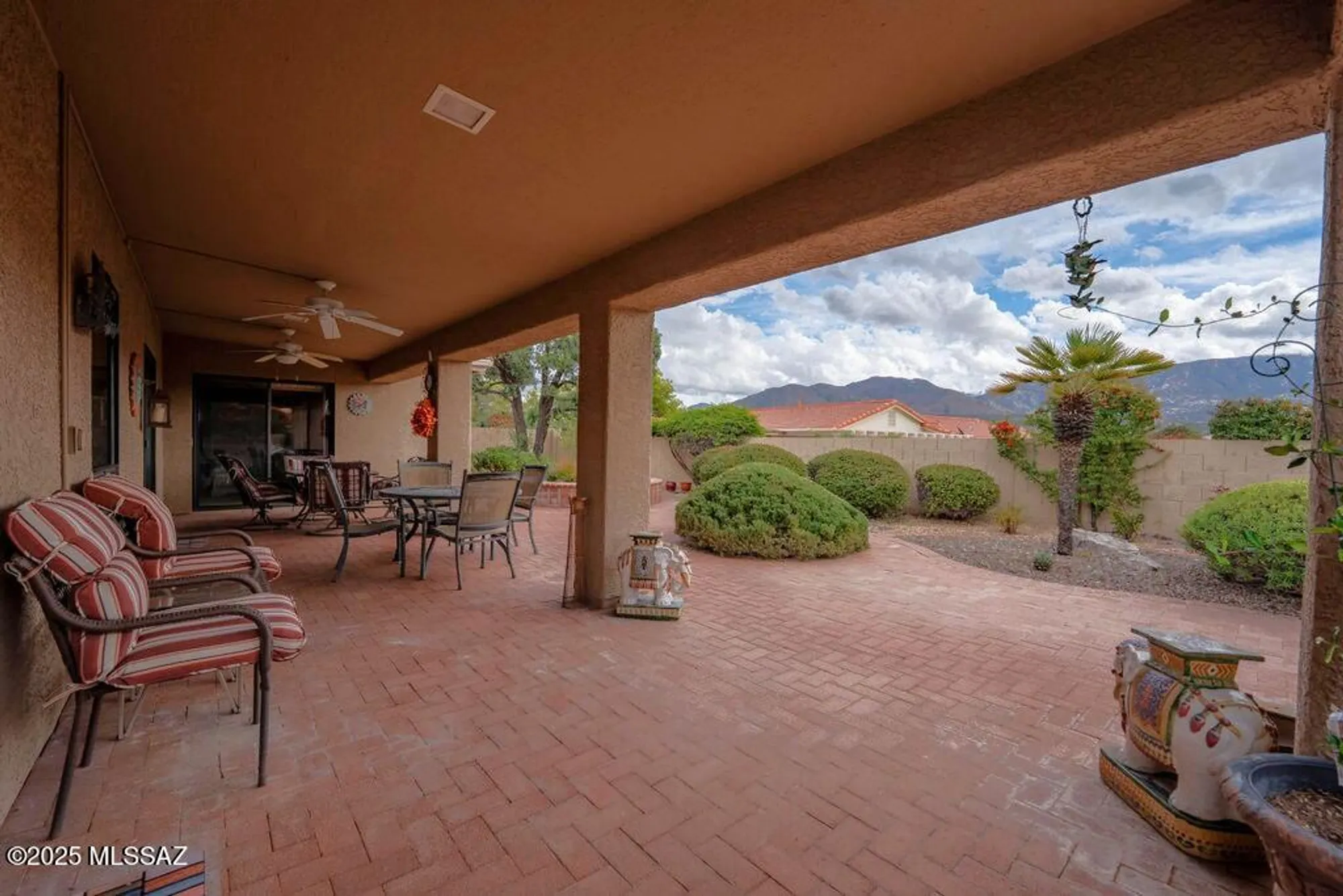Property Slideshow image 19 of 21 | 37341 s blackfoot dr, Saddlebrooke, AZ, 85739