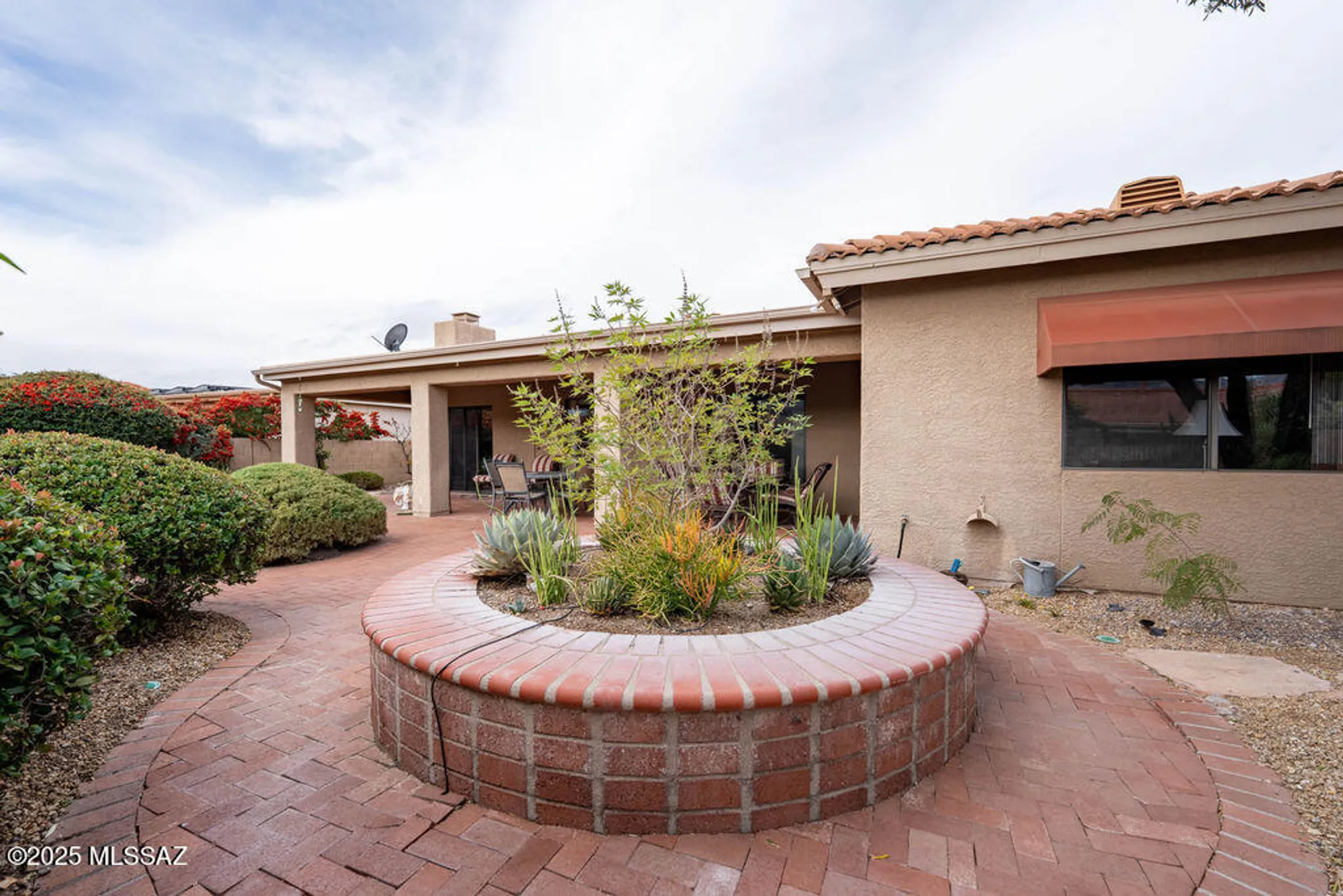 Property Slideshow image 20 of 21 | 37341 s blackfoot dr, Saddlebrooke, AZ, 85739