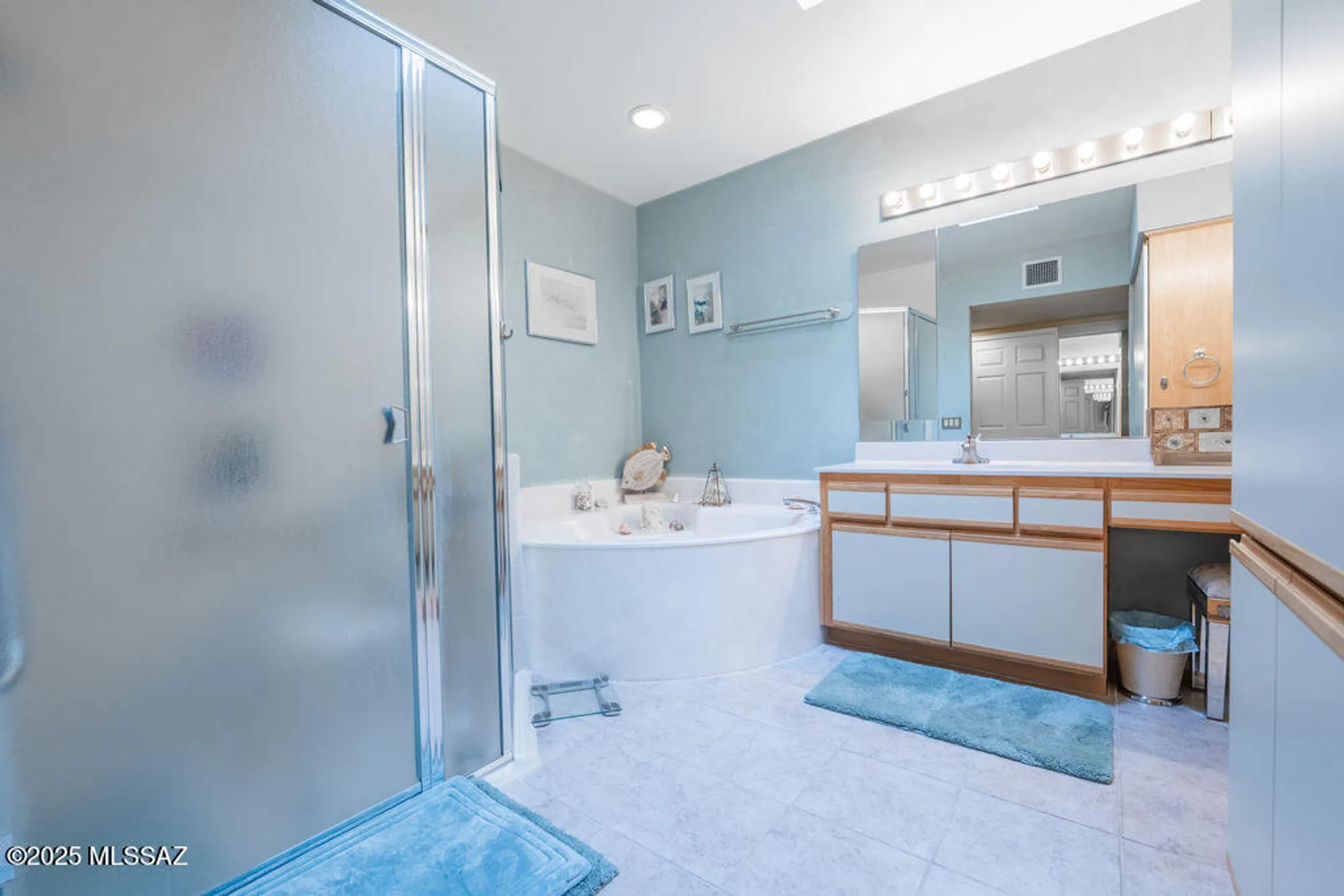 Property Slideshow image 11 of 21 | 37341 s blackfoot dr, Saddlebrooke, AZ, 85739