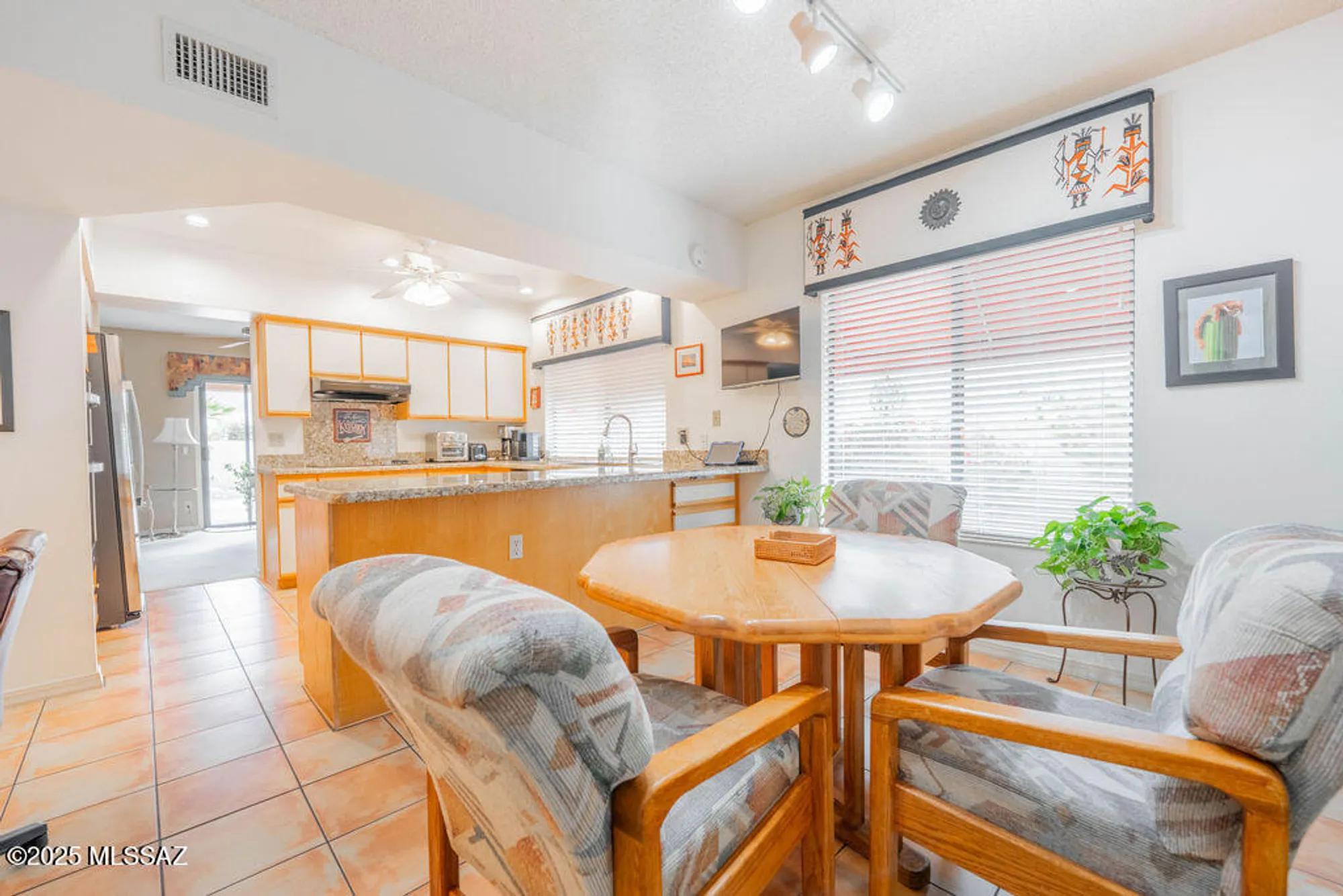 Property Slideshow image 7 of 21 | 37341 s blackfoot dr, Saddlebrooke, AZ, 85739