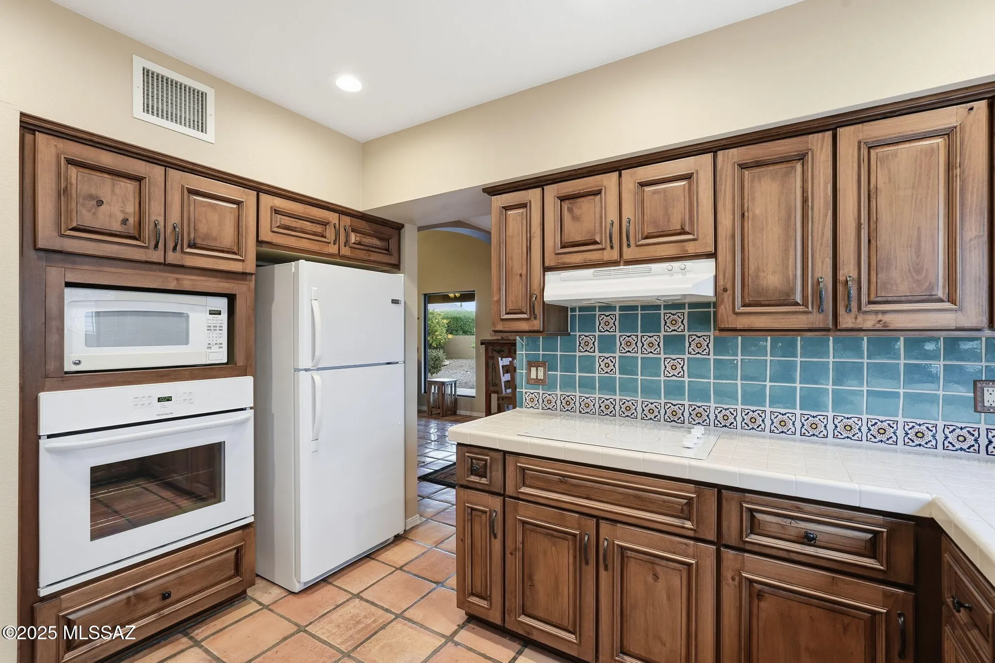 Property Slideshow image 13 of 49 | 37975 s eagle dr, Tucson, AZ, 85739