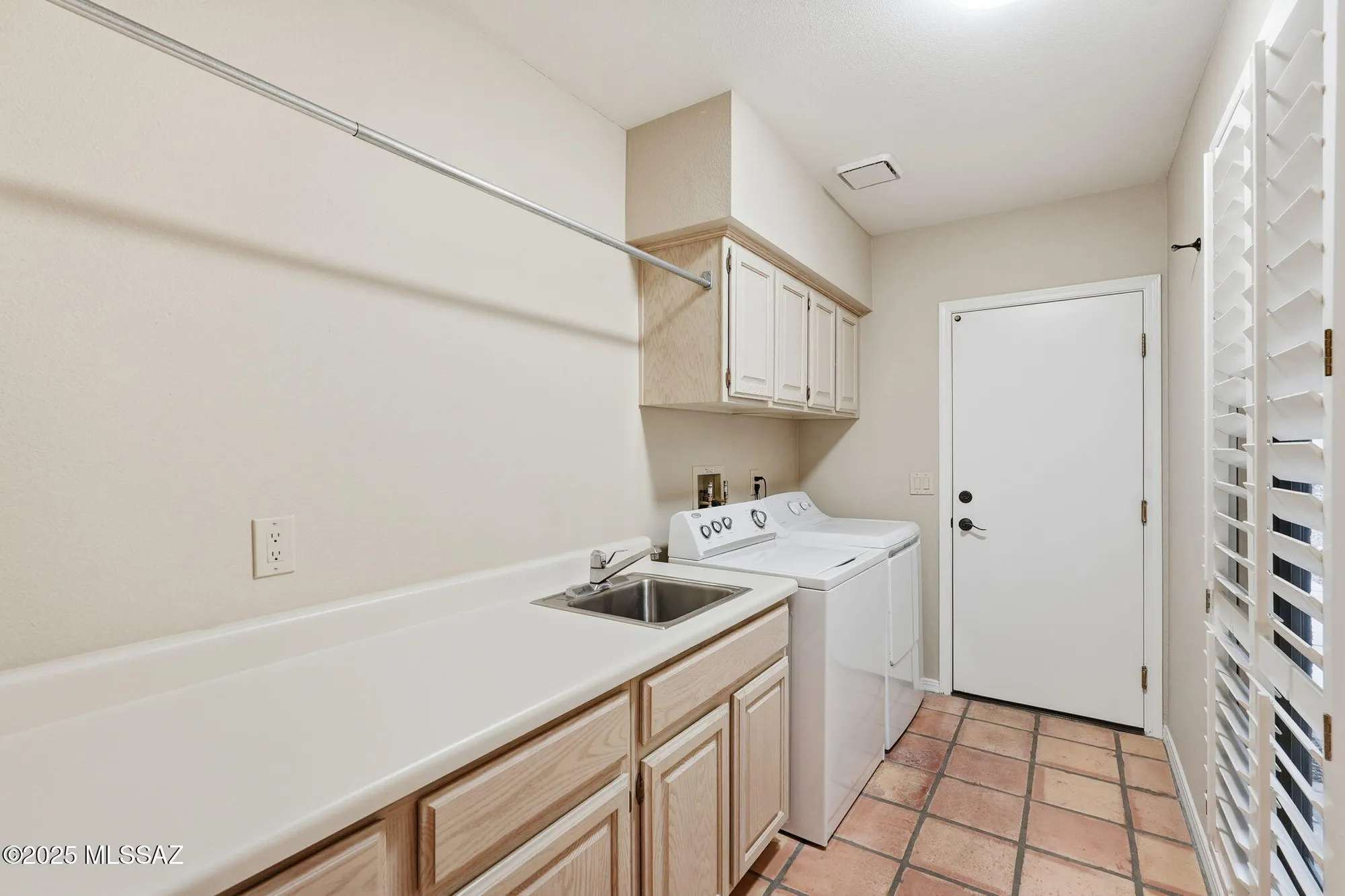 Property Slideshow image 32 of 49 | 37975 s eagle dr, Tucson, AZ, 85739