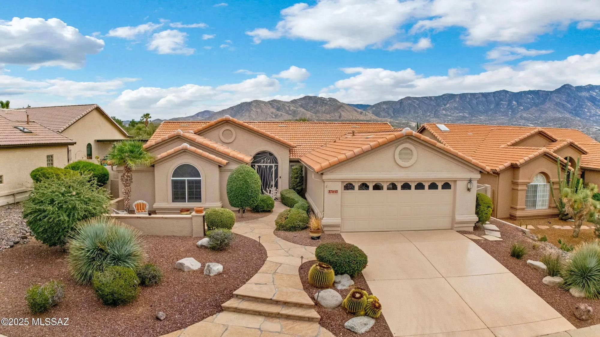 Property Slideshow image 20 of 44 | 37613 s canyon side dr, Saddlebrooke, AZ, 85739