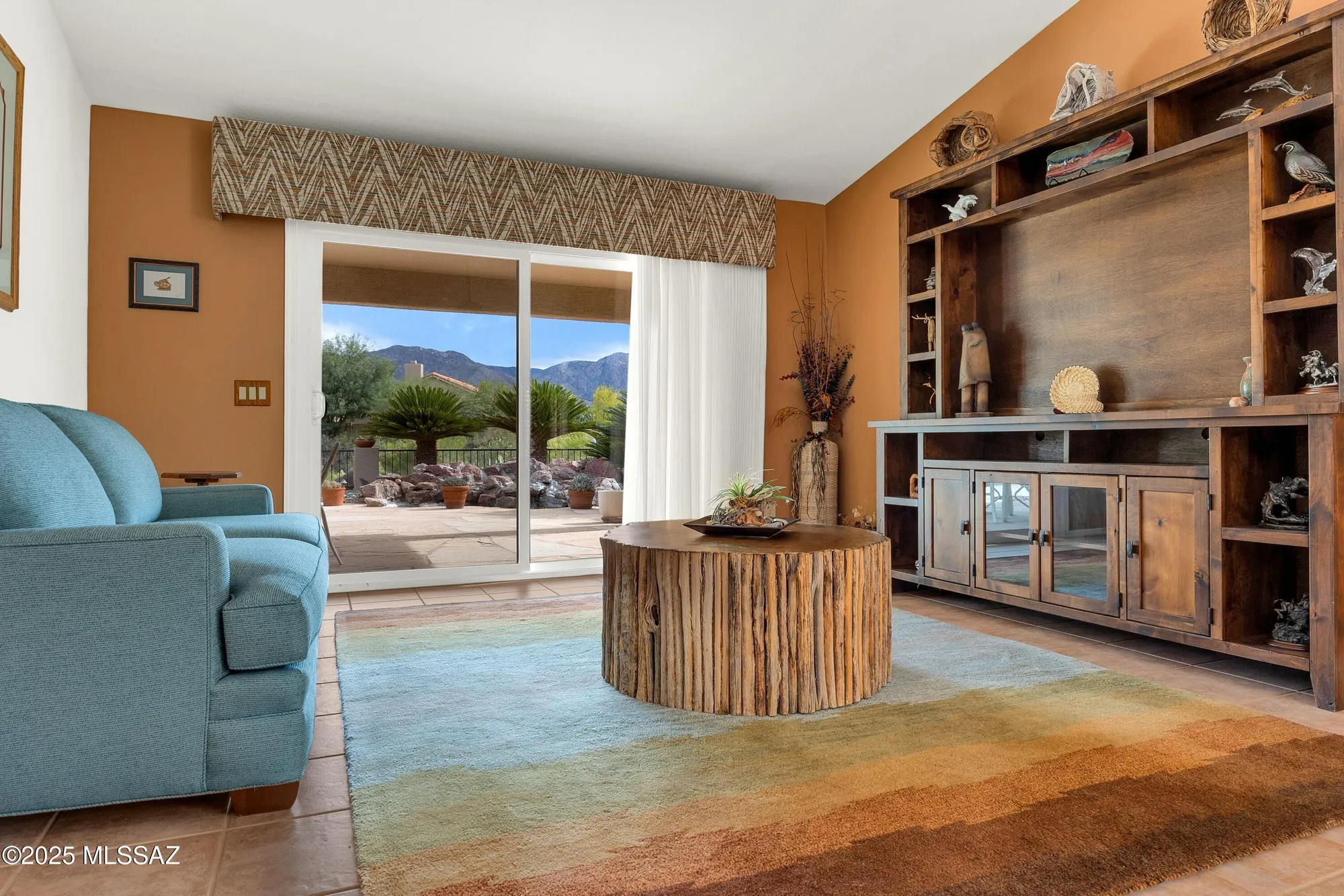 Property Slideshow image 17 of 44 | 37613 s canyon side dr, Saddlebrooke, AZ, 85739
