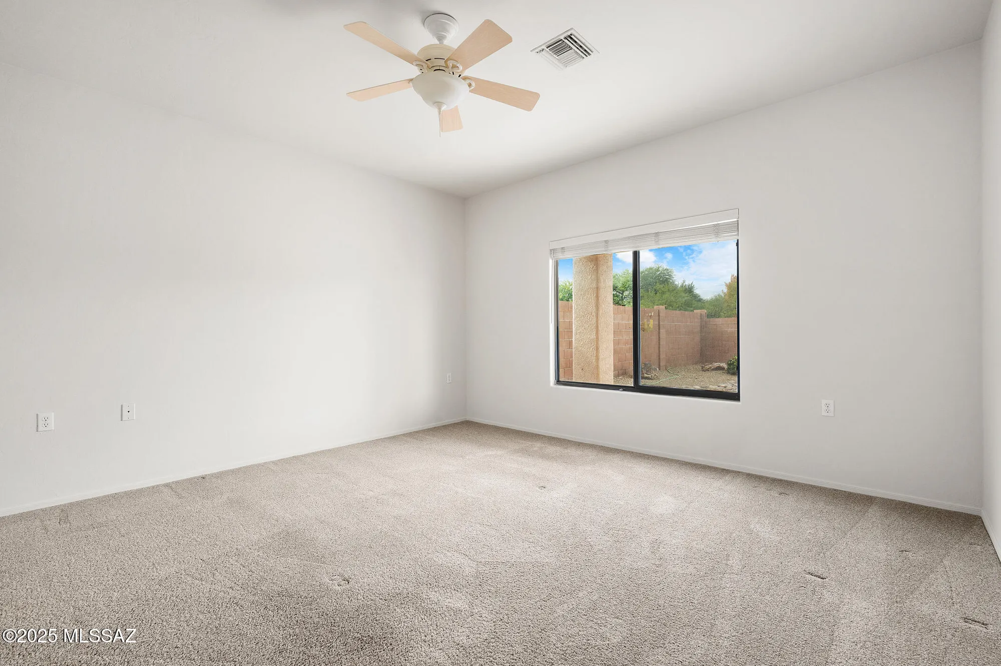 Property Slideshow image 18 of 33 | 530 w royal troon pl, Green Valley, AZ, 85614