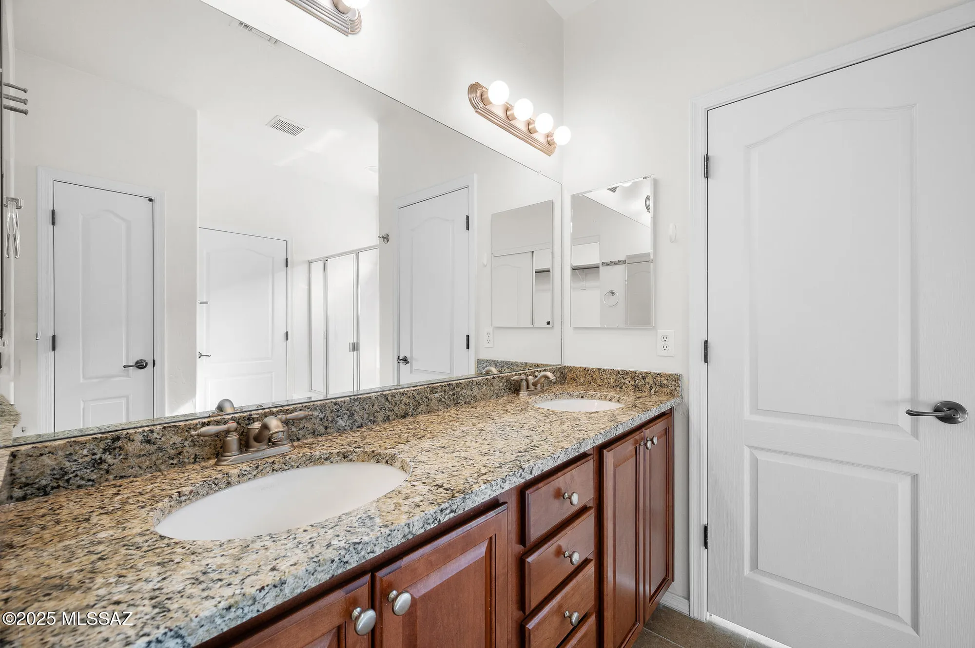 Property Slideshow image 20 of 33 | 530 w royal troon pl, Green Valley, AZ, 85614