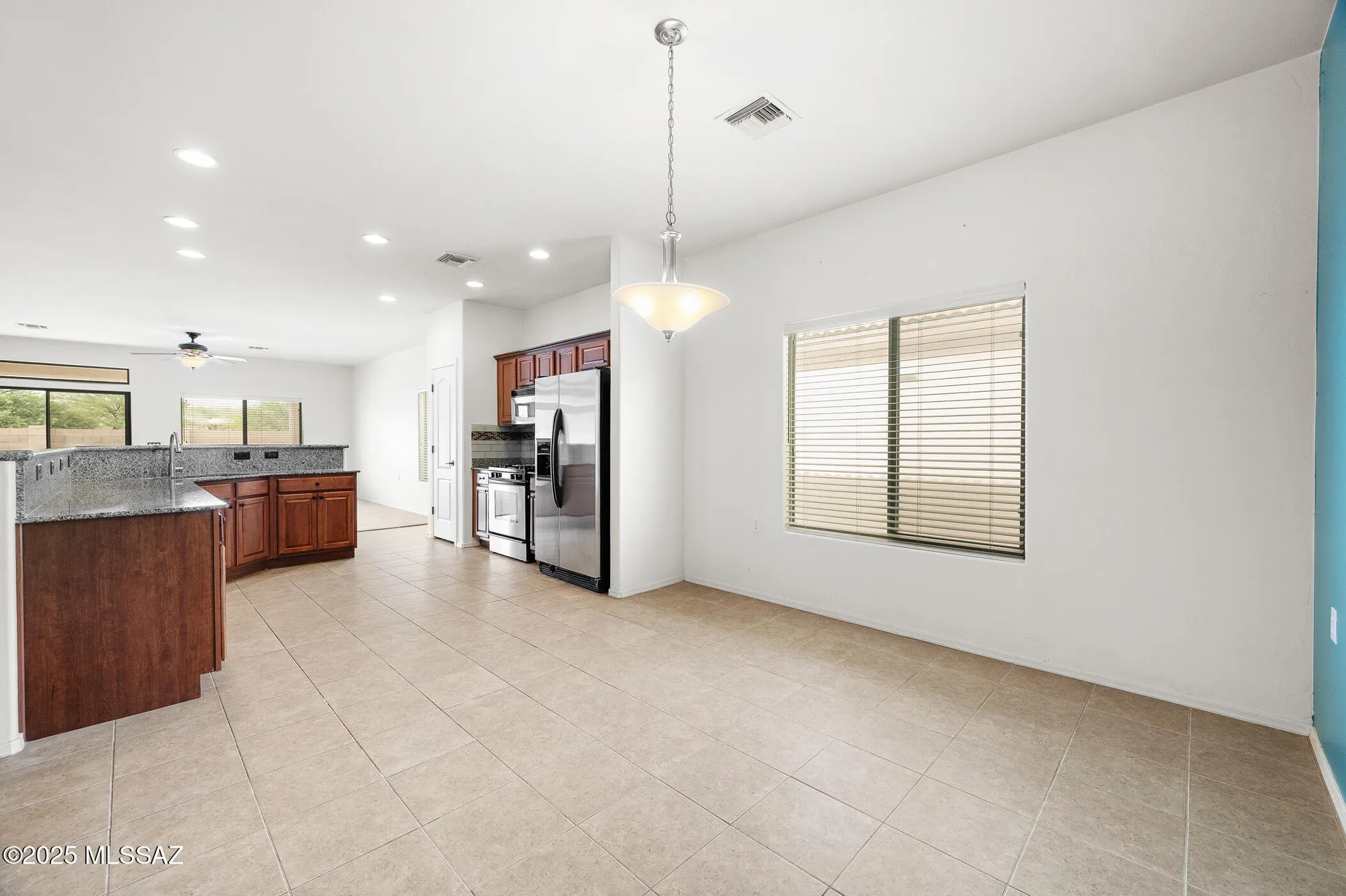 Property Slideshow image 16 of 33 | 530 w royal troon pl, Green Valley, AZ, 85614