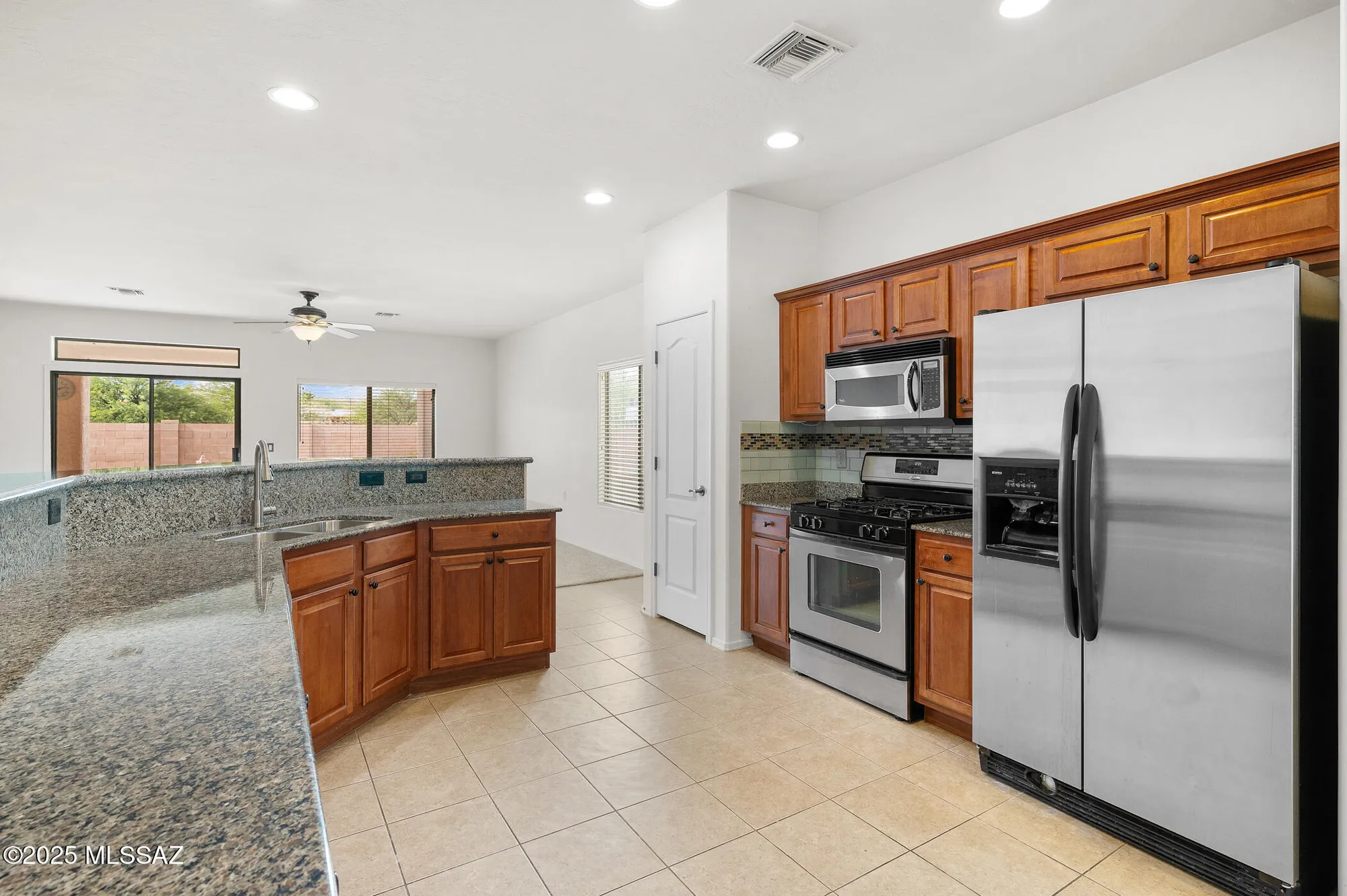 Property Slideshow image 14 of 33 | 530 w royal troon pl, Green Valley, AZ, 85614