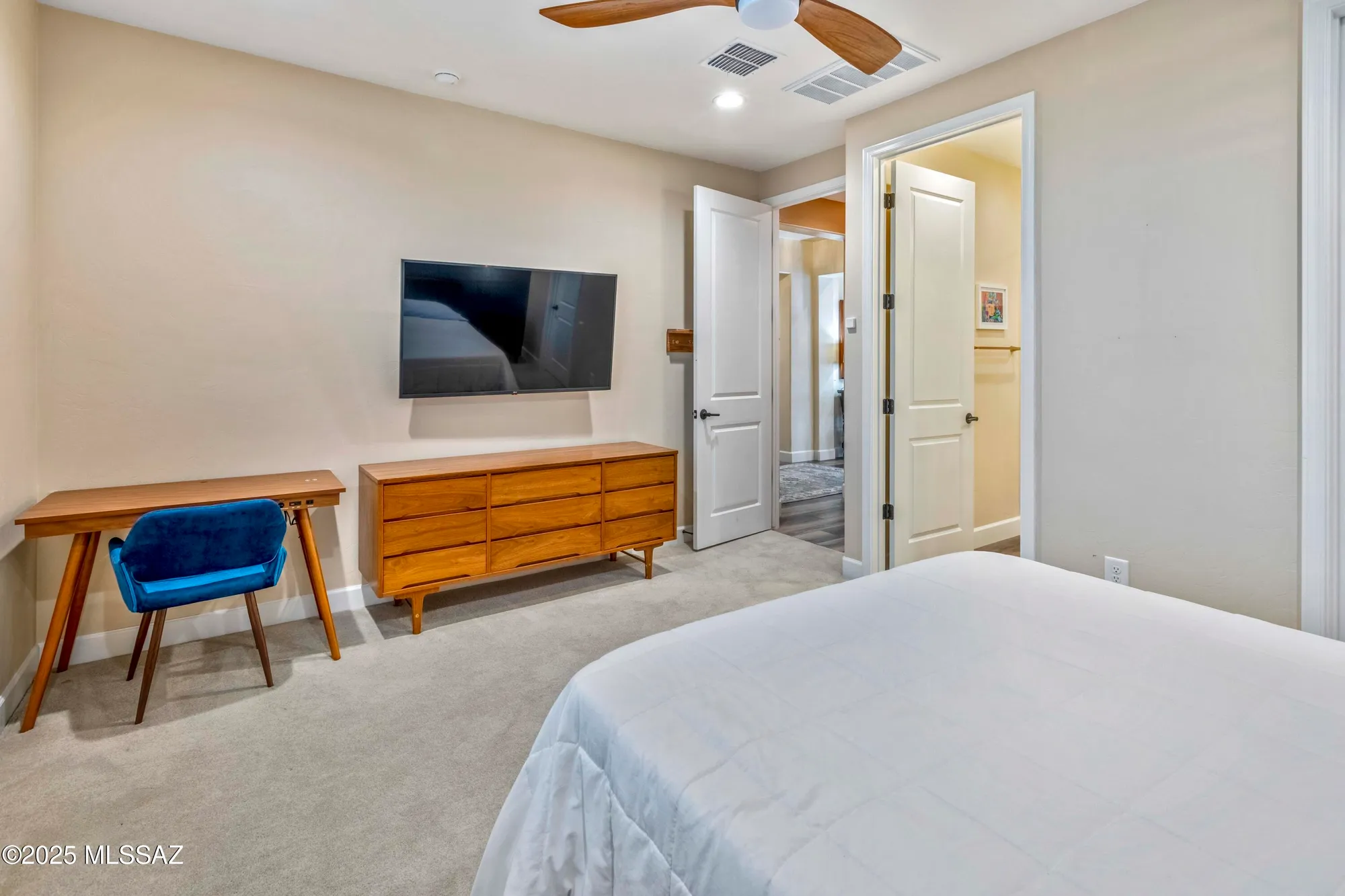 Property Slideshow image 17 of 41 | 30707 s fieldstone ln, Oracle, AZ, 85623