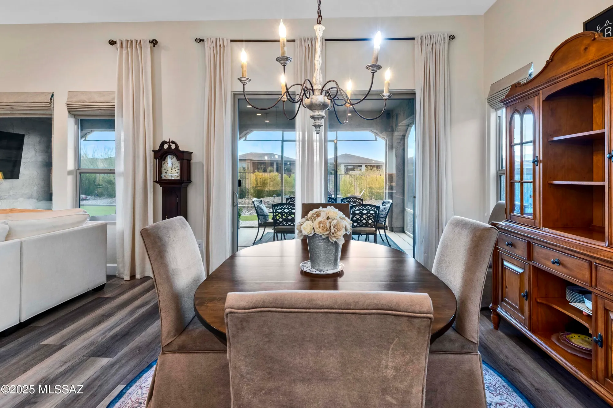 Property Slideshow image 8 of 41 | 30707 s fieldstone ln, Oracle, AZ, 85623