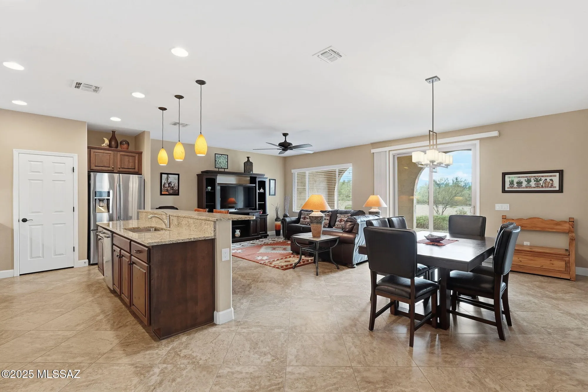 Property Slideshow image 8 of 48 | 981 n broken hills dr, Green Valley, AZ, 85614