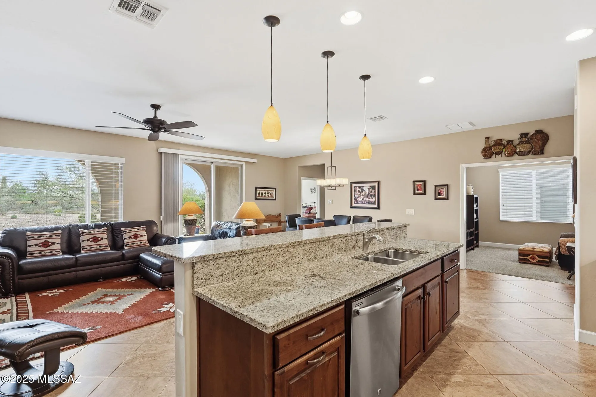 Property Slideshow image 11 of 48 | 981 n broken hills dr, Green Valley, AZ, 85614