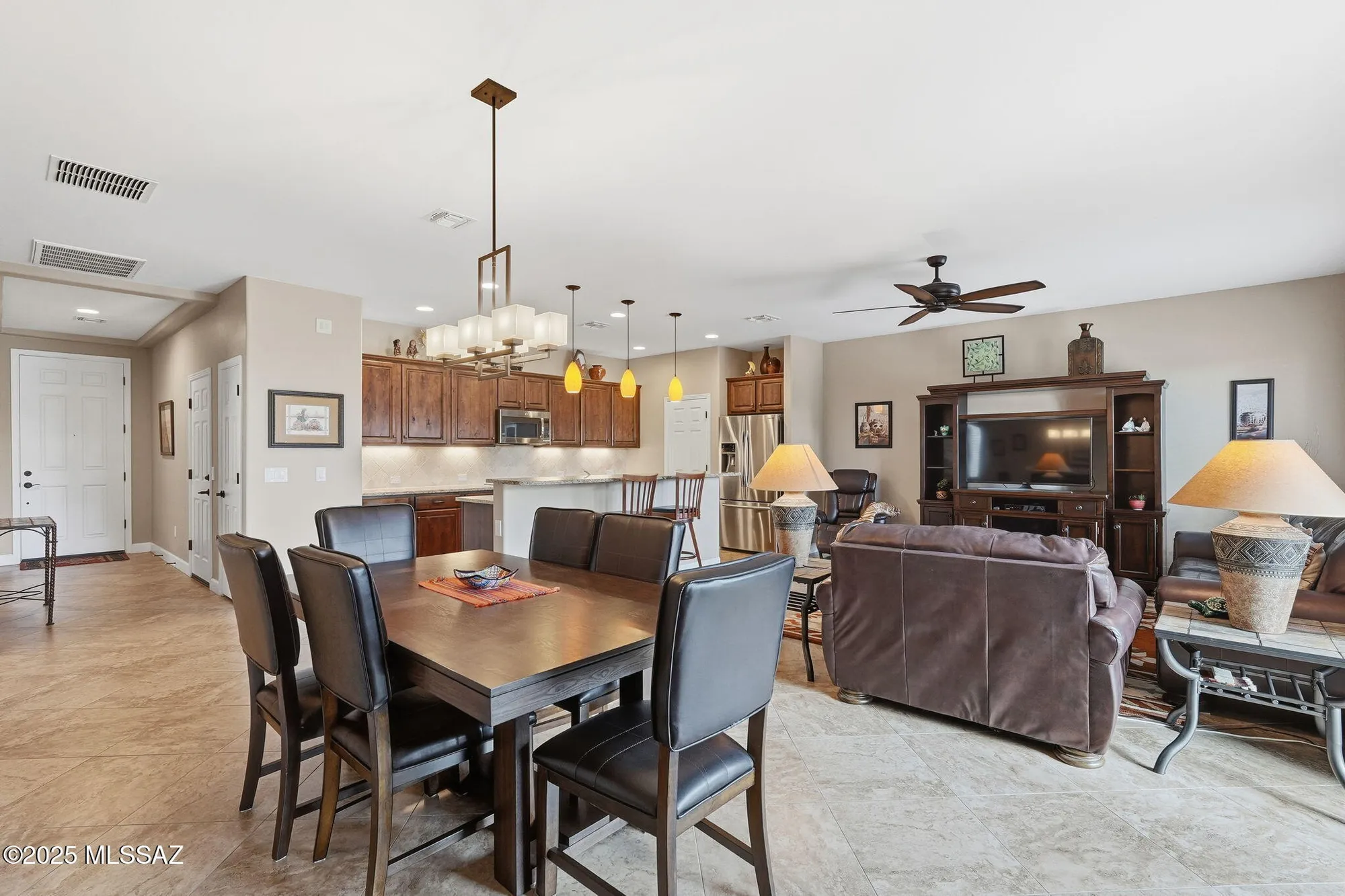 Property Slideshow image 18 of 48 | 981 n broken hills dr, Green Valley, AZ, 85614