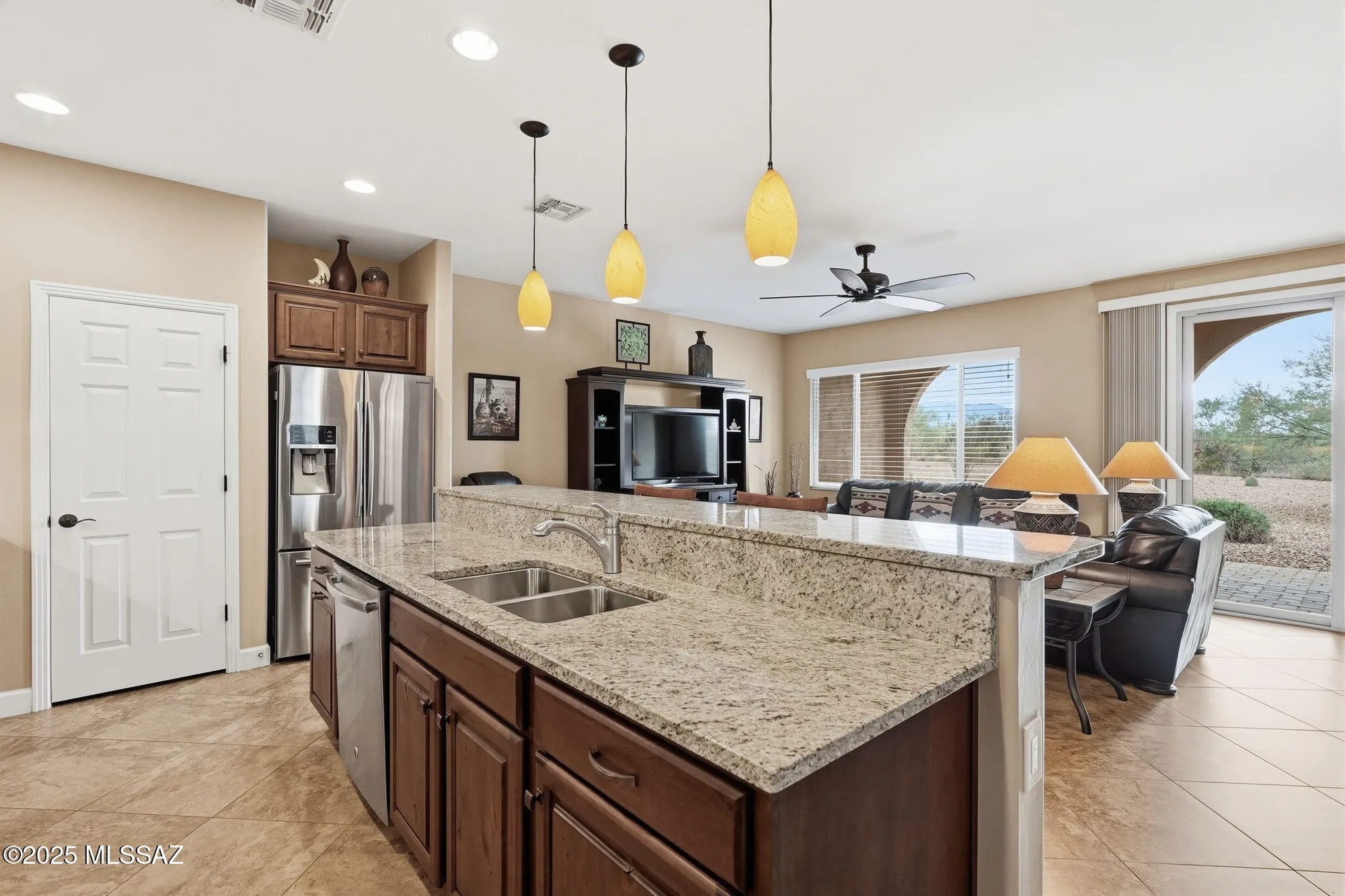 Property Slideshow image 9 of 48 | 981 n broken hills dr, Green Valley, AZ, 85614