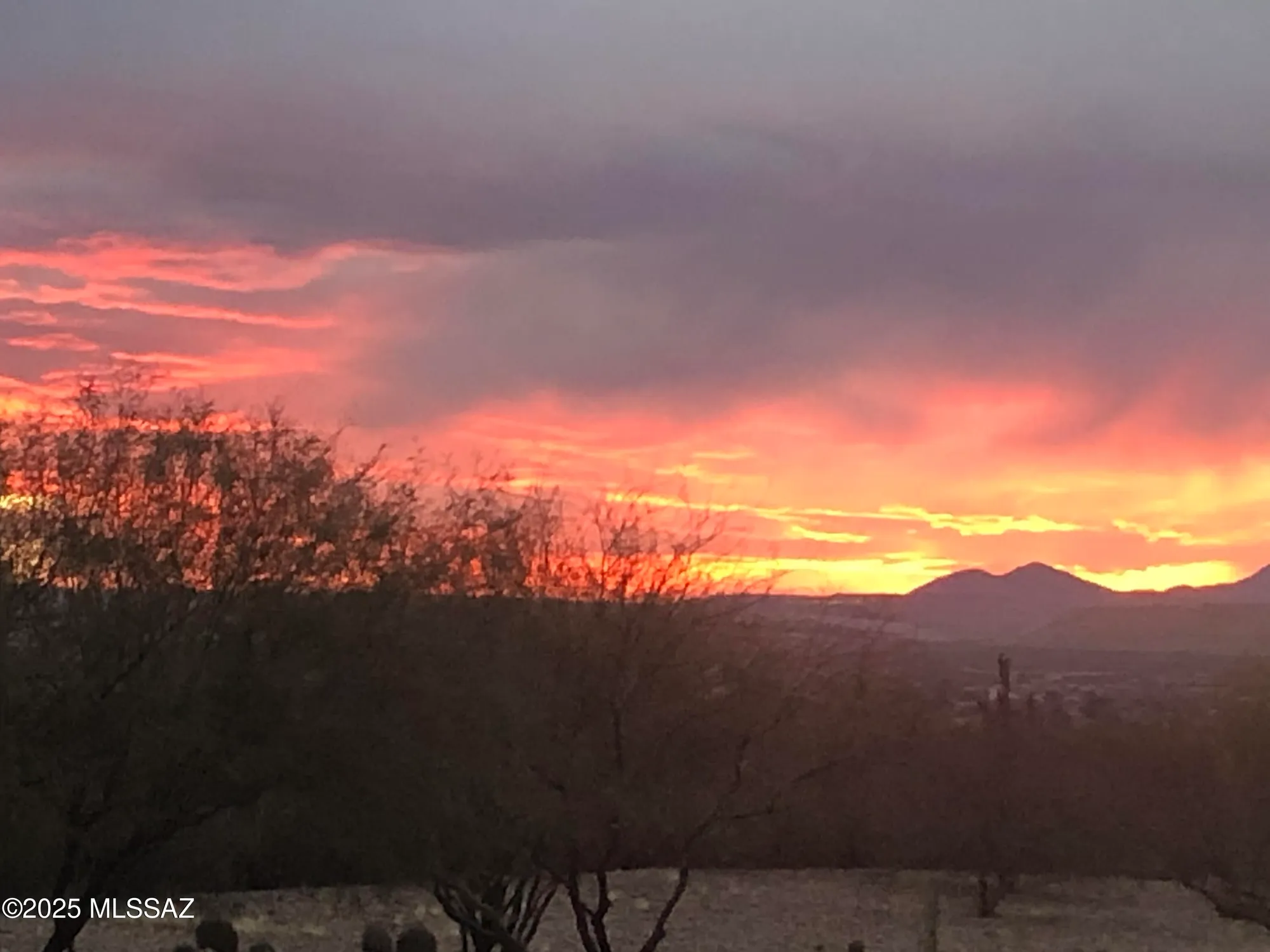 Property Slideshow image 3 of 48 | 981 n broken hills dr, Green Valley, AZ, 85614