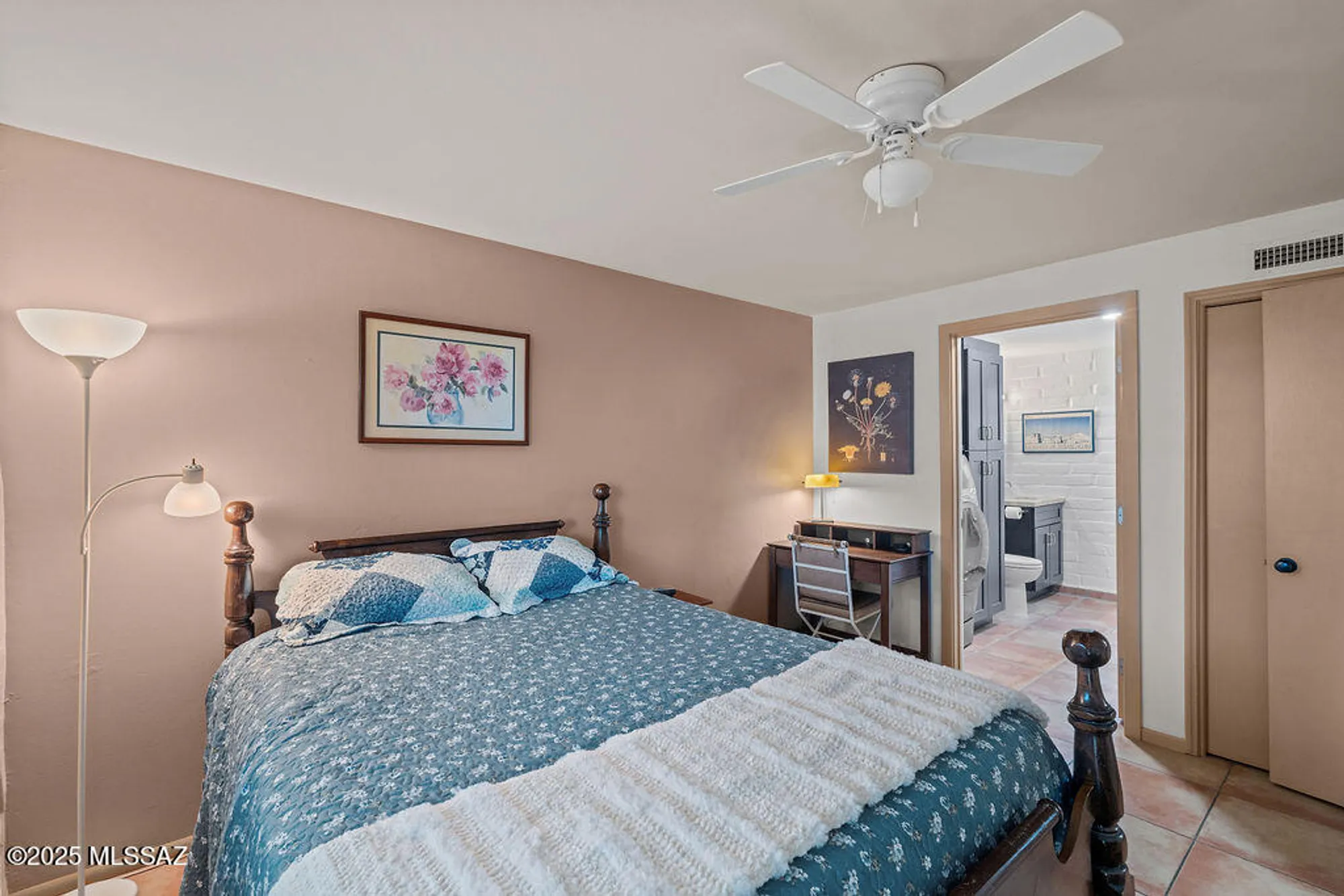 Property Slideshow image 4 of 24 | 136 w camino alameda b, Green Valley, AZ, 85614