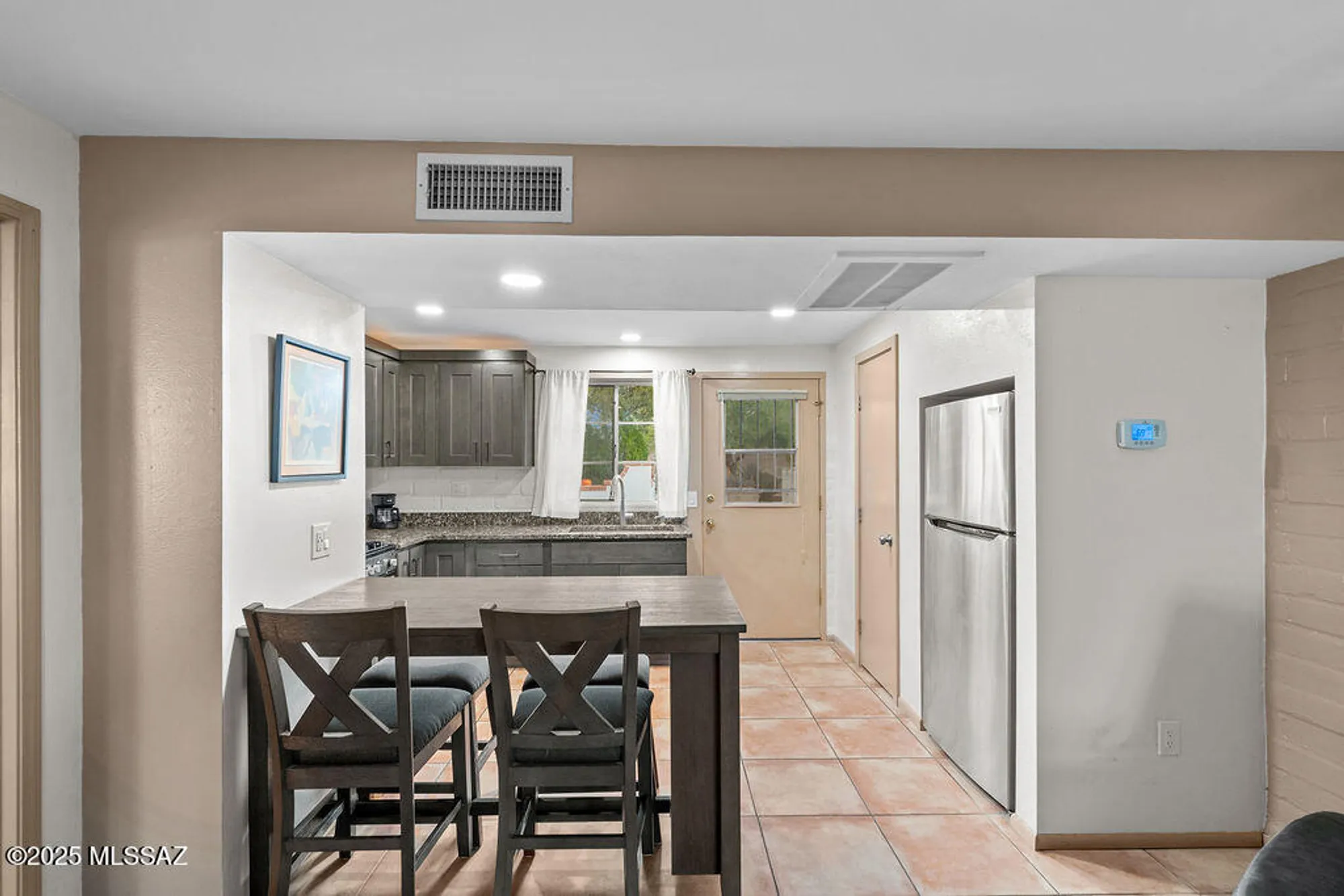 Property Slideshow image 11 of 24 | 136 w camino alameda b, Green Valley, AZ, 85614