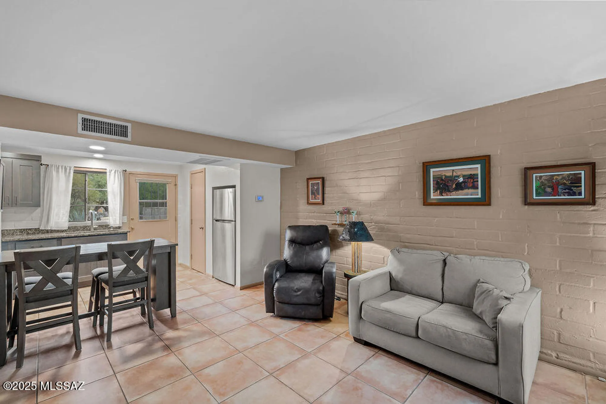 Property Slideshow image 7 of 24 | 136 w camino alameda b, Green Valley, AZ, 85614