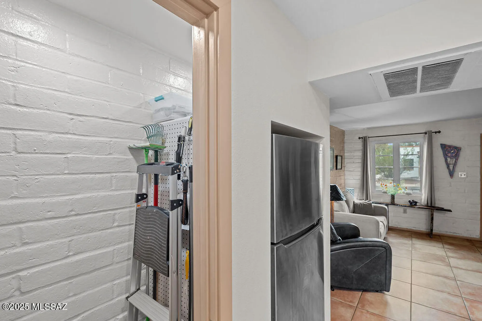 Property Slideshow image 17 of 24 | 136 w camino alameda b, Green Valley, AZ, 85614