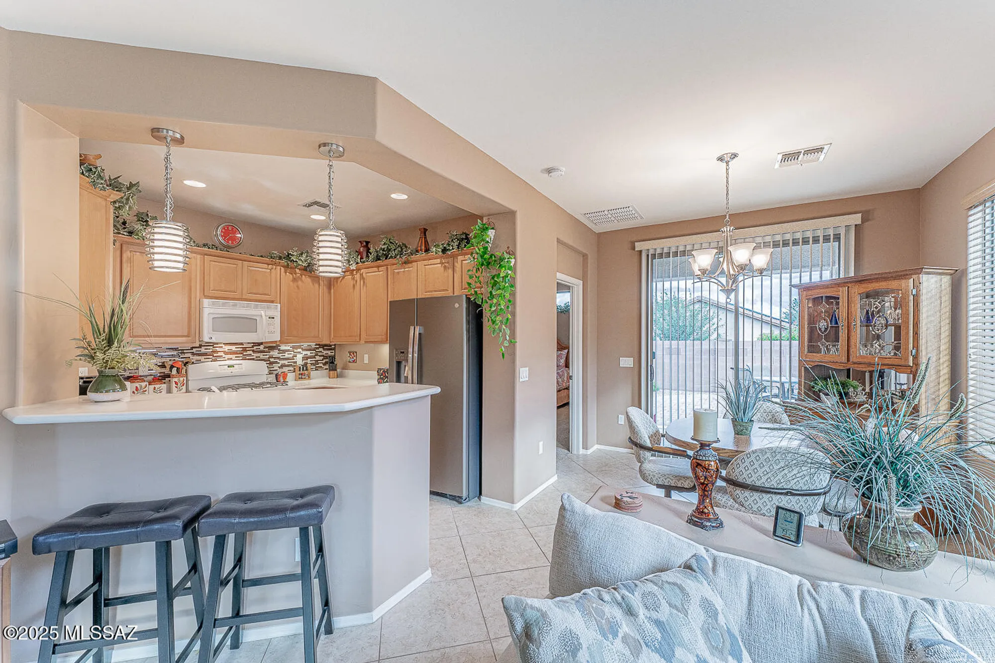 Property Slideshow image 10 of 49 | 570 n tunitcha dr, Green Valley, AZ, 85614