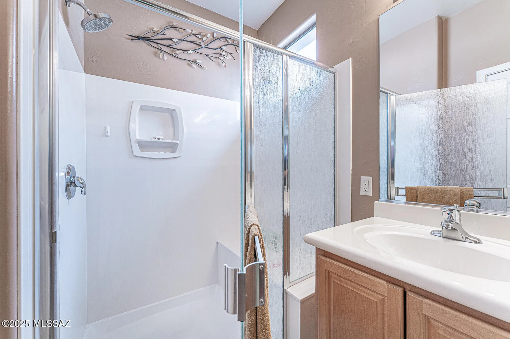 Property Slideshow image 25 of 49 | 570 n tunitcha dr, Green Valley, AZ, 85614