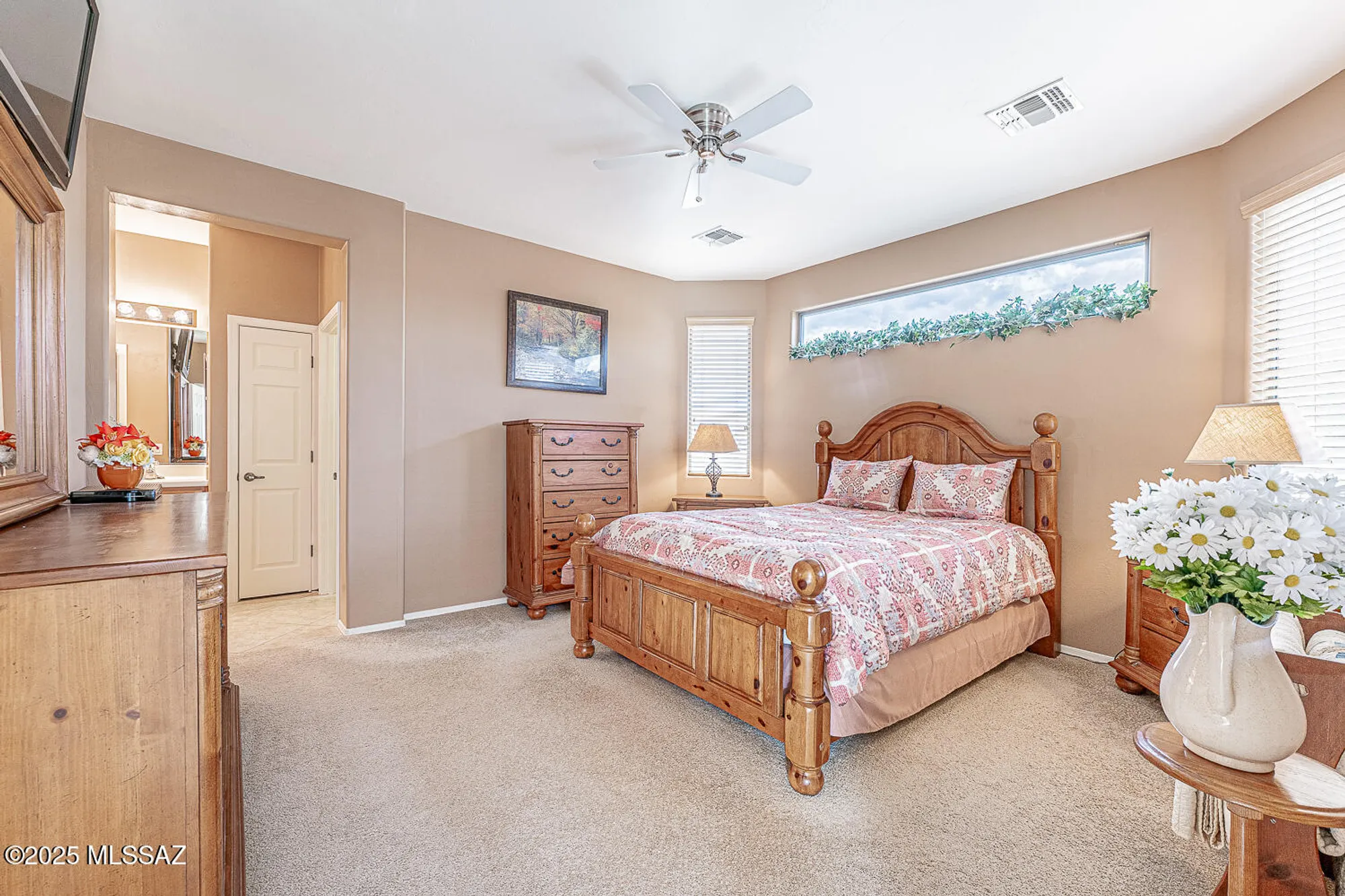 Property Slideshow image 19 of 49 | 570 n tunitcha dr, Green Valley, AZ, 85614